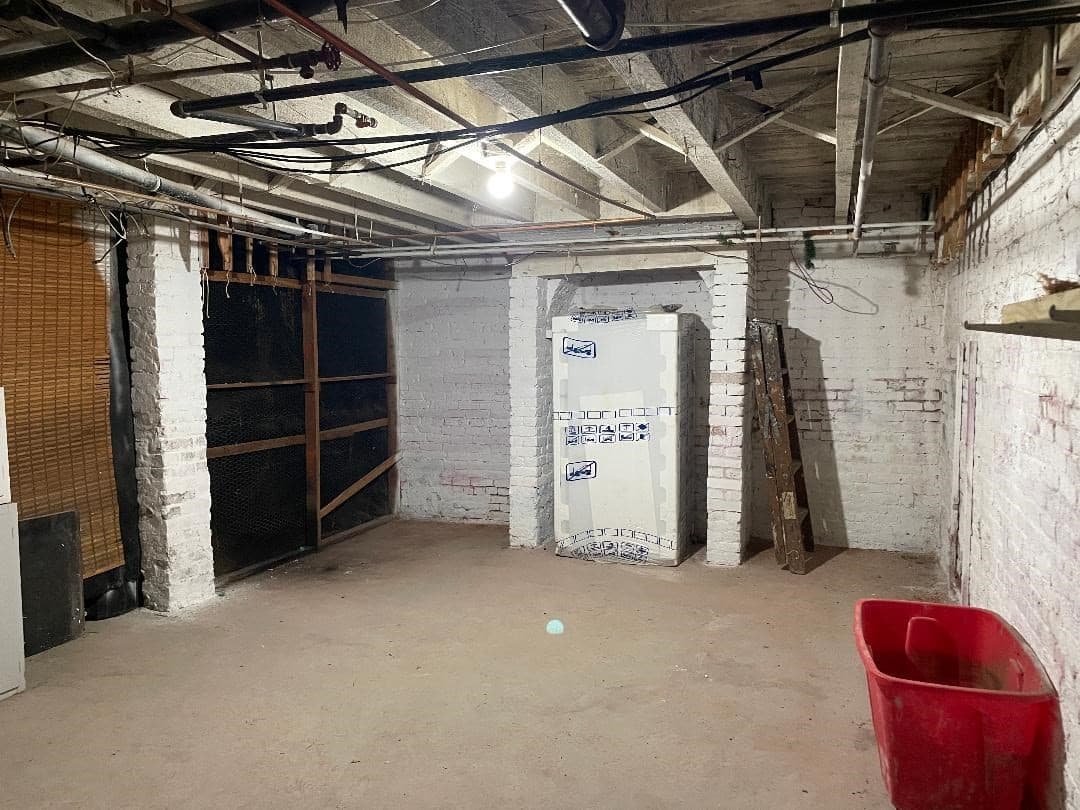 Multi Family at 11 Center Street, Holyoke MA 01040, Holyoke, photo 21 of 22