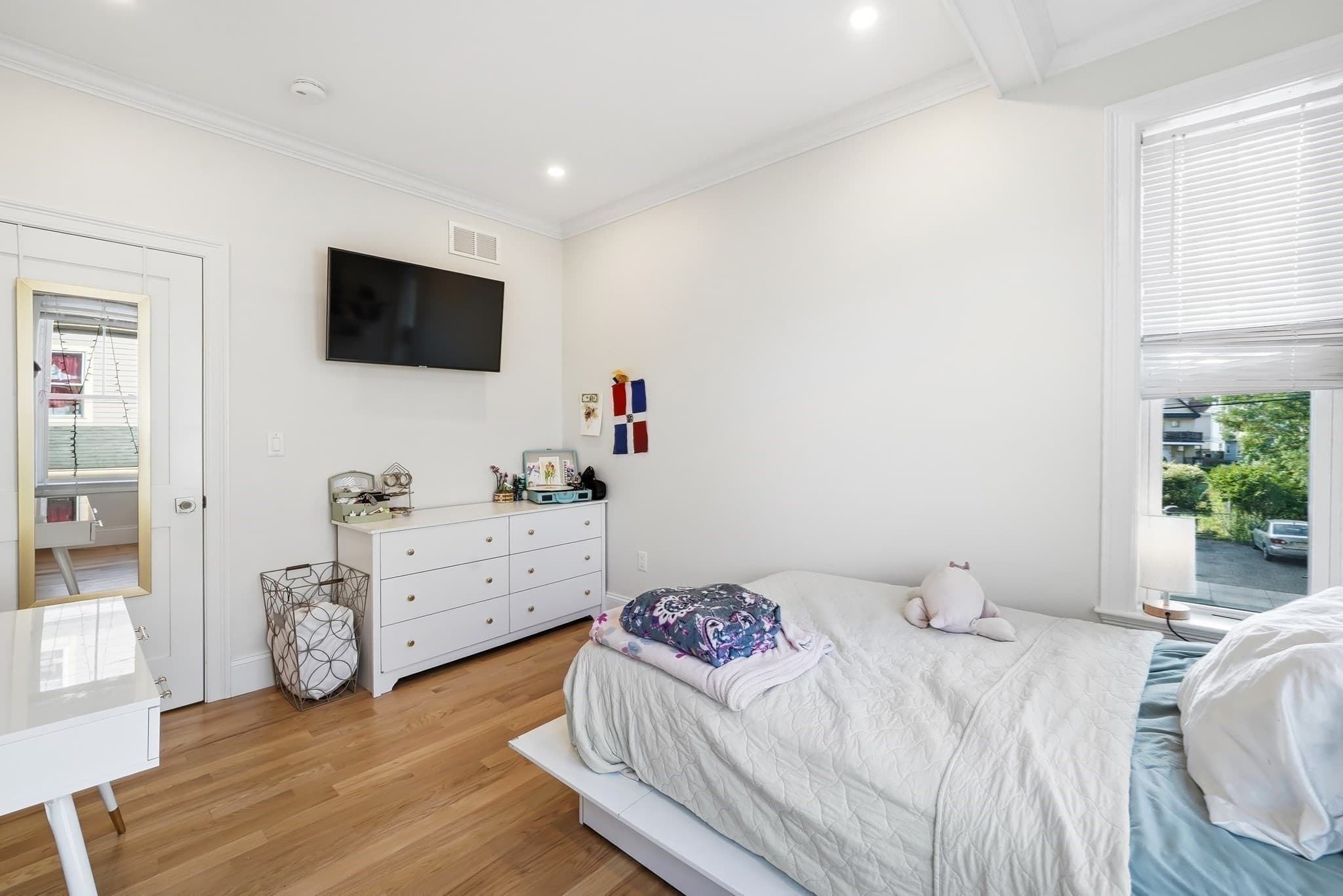 Condominium at 109 Ellington St # 2, Boston MA 02121, Boston, photo 13 of 19