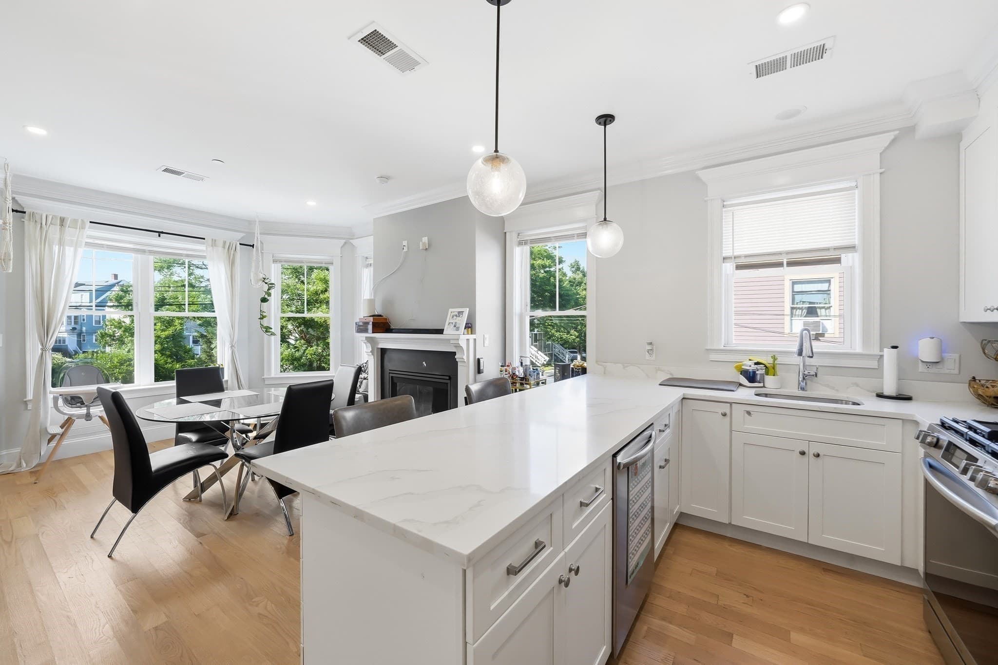 Condominium at 109 Ellington St # 2, Boston MA 02121, Boston, photo 4 of 19