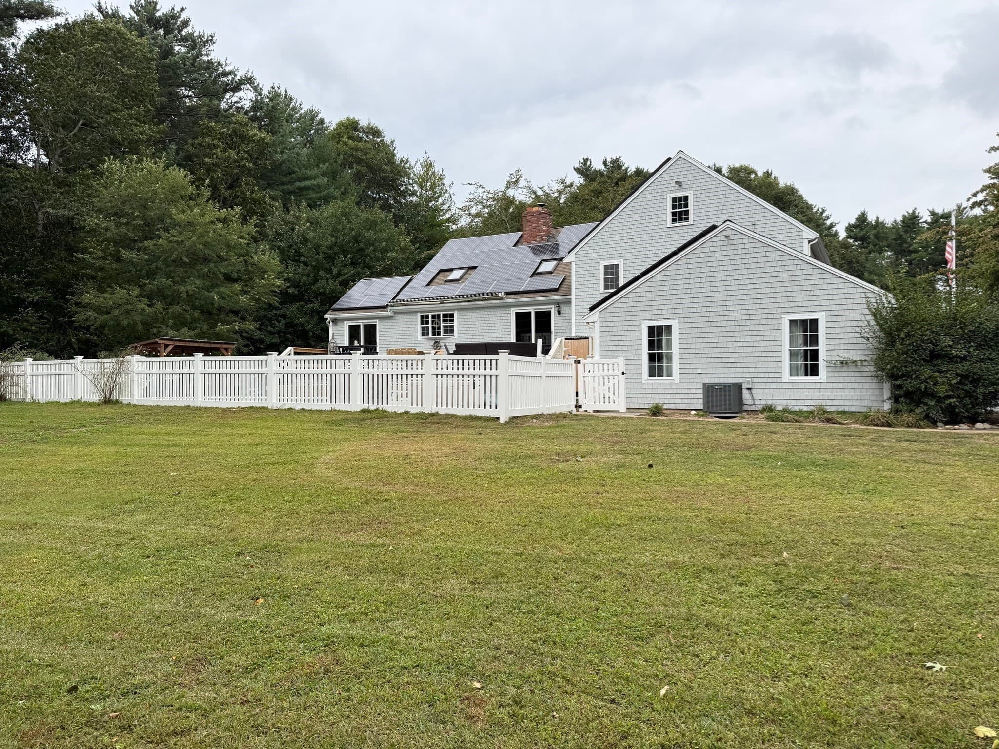 Single Family Residence at 4 Allen Rd., Rochester MA 02770, Rochester, photo 7 of 42