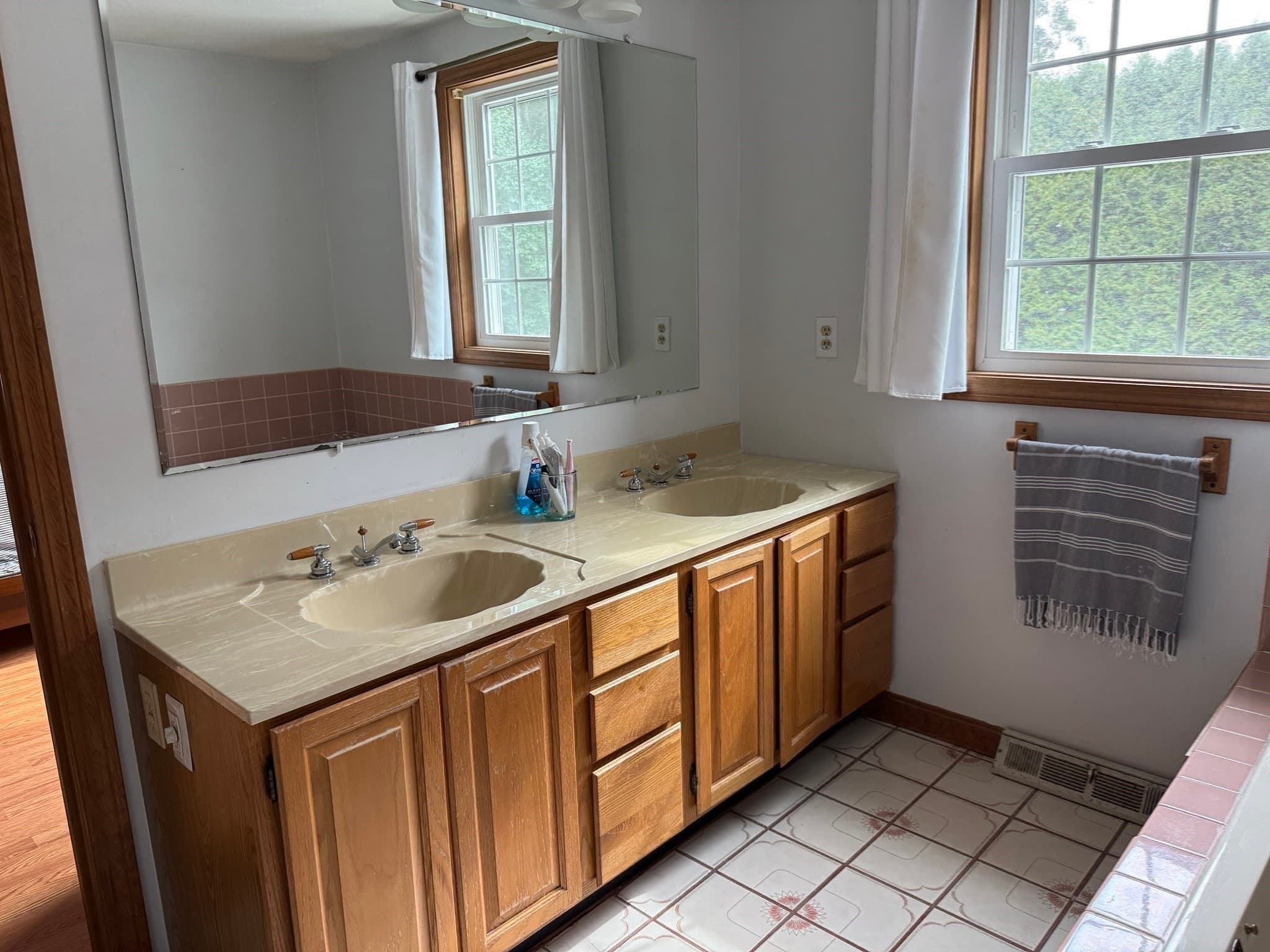 Single Family Residence at 4 Allen Rd., Rochester MA 02770, Rochester, photo 25 of 42