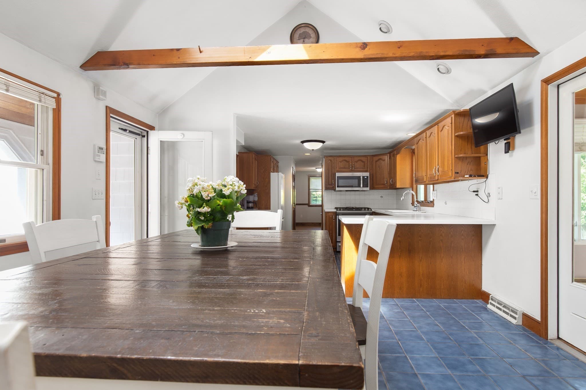 Single Family Residence at 15 Johnson Rd, Avon MA 02322, Avon, photo 7 of 25