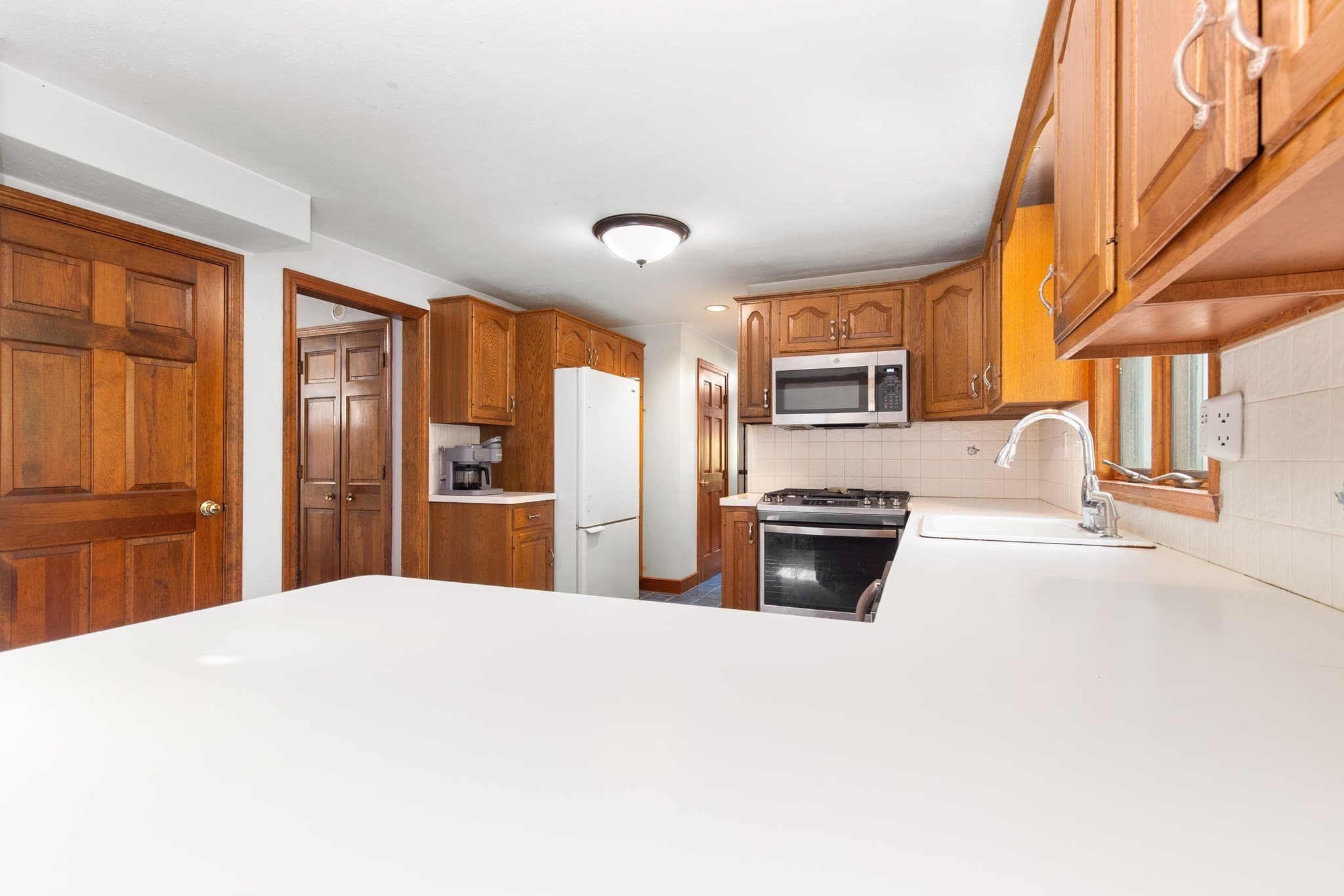 Single Family Residence at 15 Johnson Rd, Avon MA 02322, Avon, photo 3 of 25