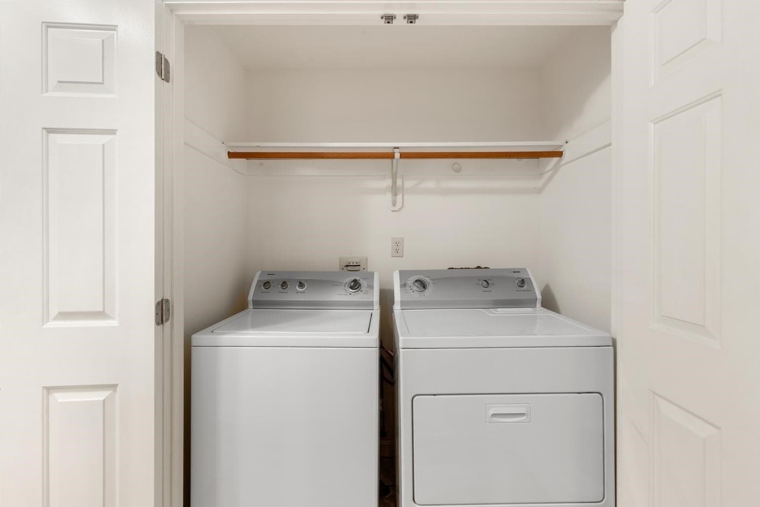 Condominium at 66 Haskell St, Beverly MA 01915, Beverly, photo 25 of 35