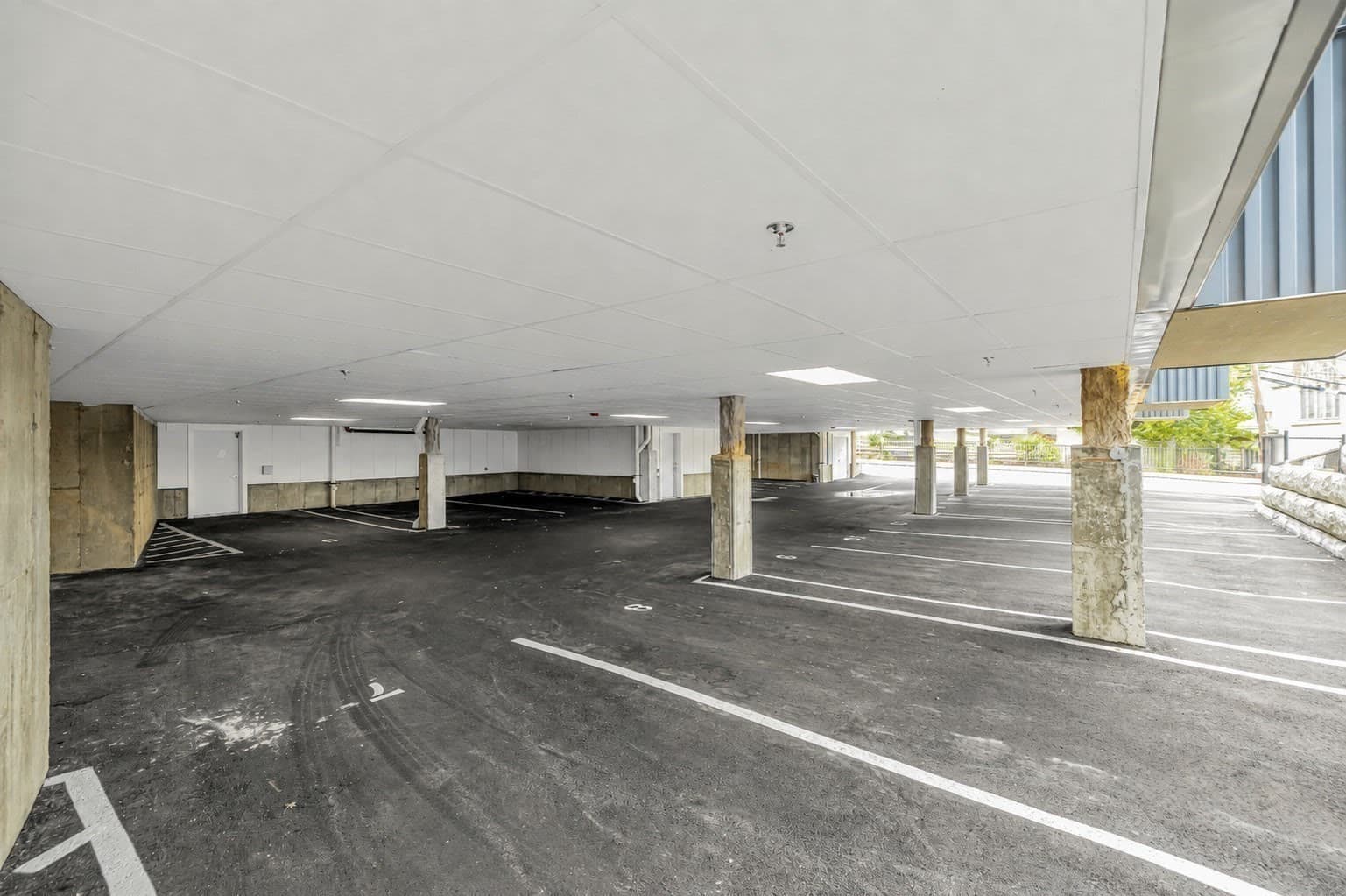 Condominium at 34 Oak Street # 102, Boston MA 02136, Boston, photo 32 of 35