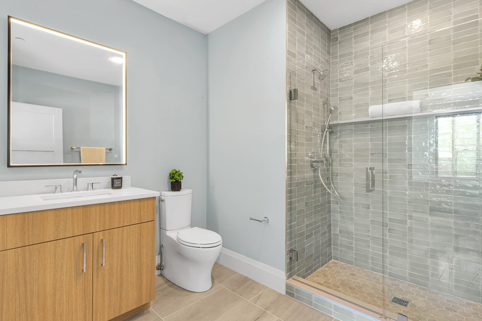 Condominium at 34 Oak Street # 102, Boston MA 02136, Boston, photo 14 of 35