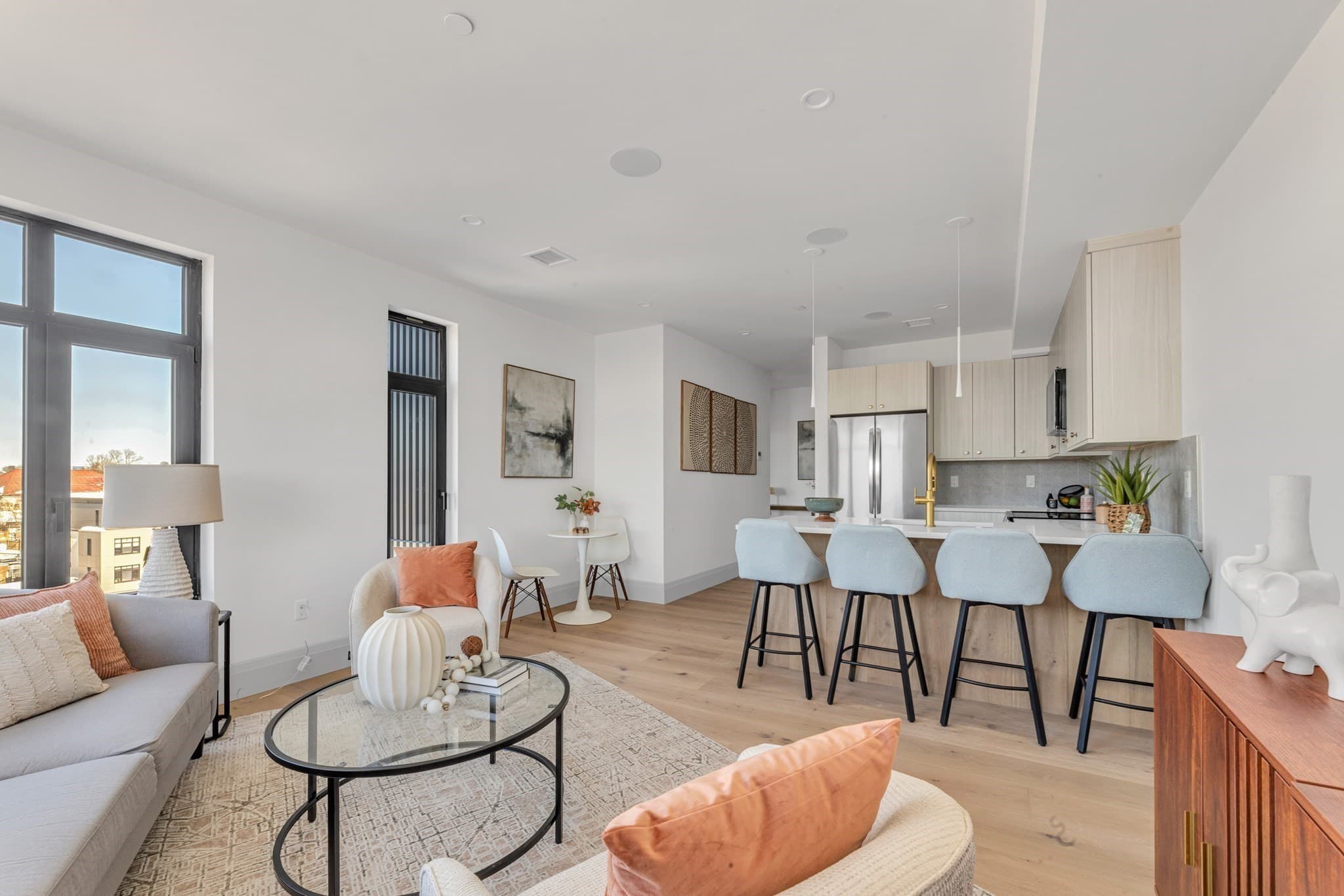 Condominium at 34 Oak Street # 102, Boston MA 02136, Boston, photo 4 of 35