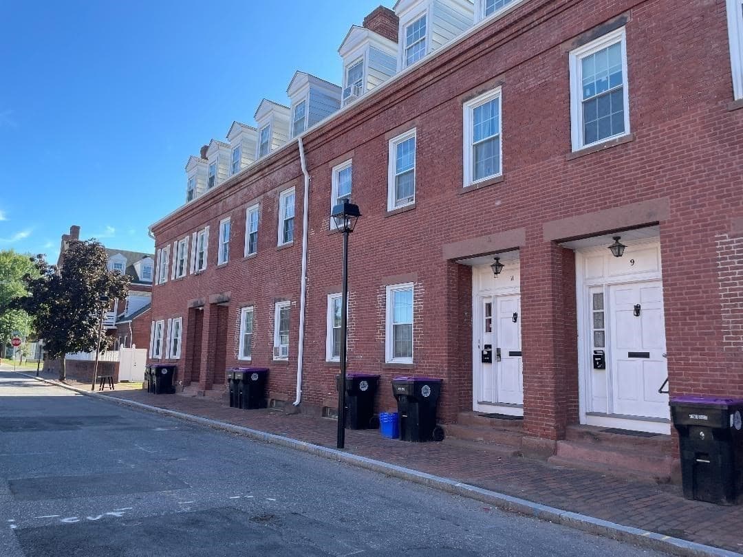 Multi Family at 13 Center Street, Holyoke MA 01040, Holyoke, photo 2 of 34