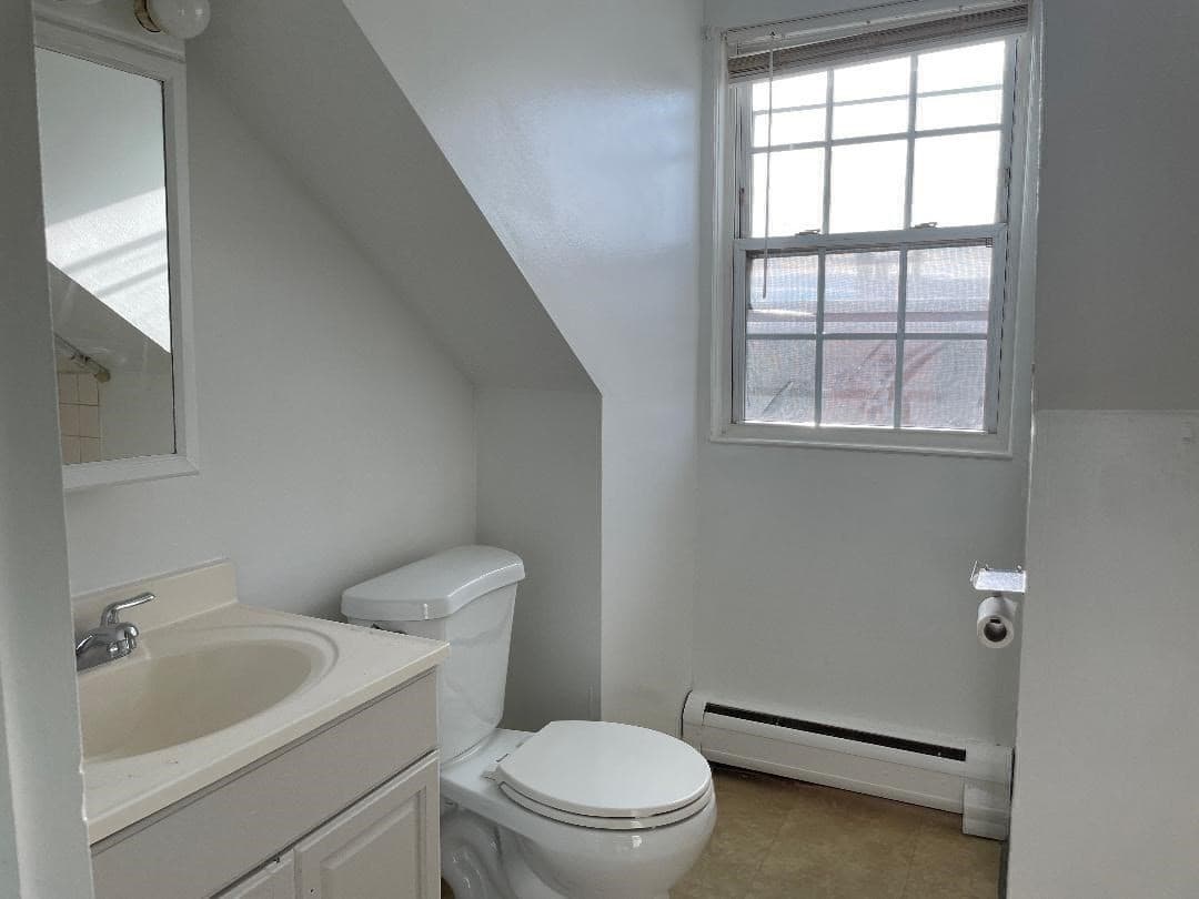 Multi Family at 13 Center Street, Holyoke MA 01040, Holyoke, photo 21 of 34