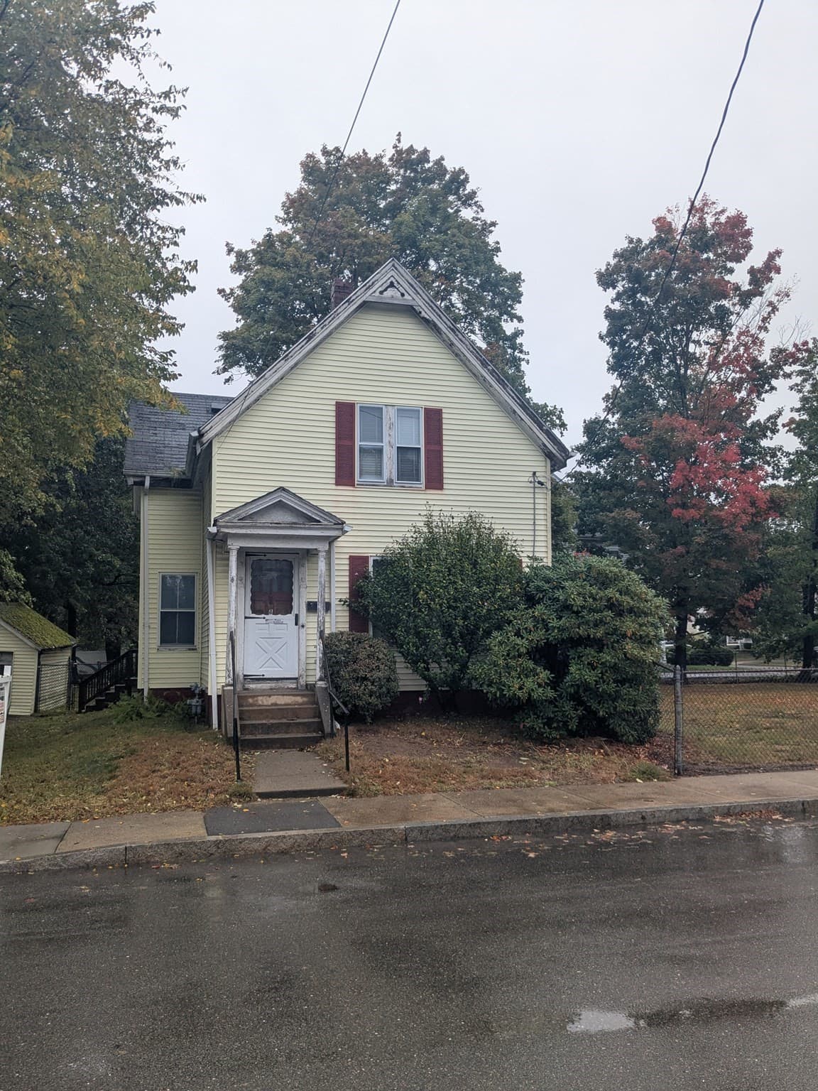 4 Sherman St, Natick MA 01760