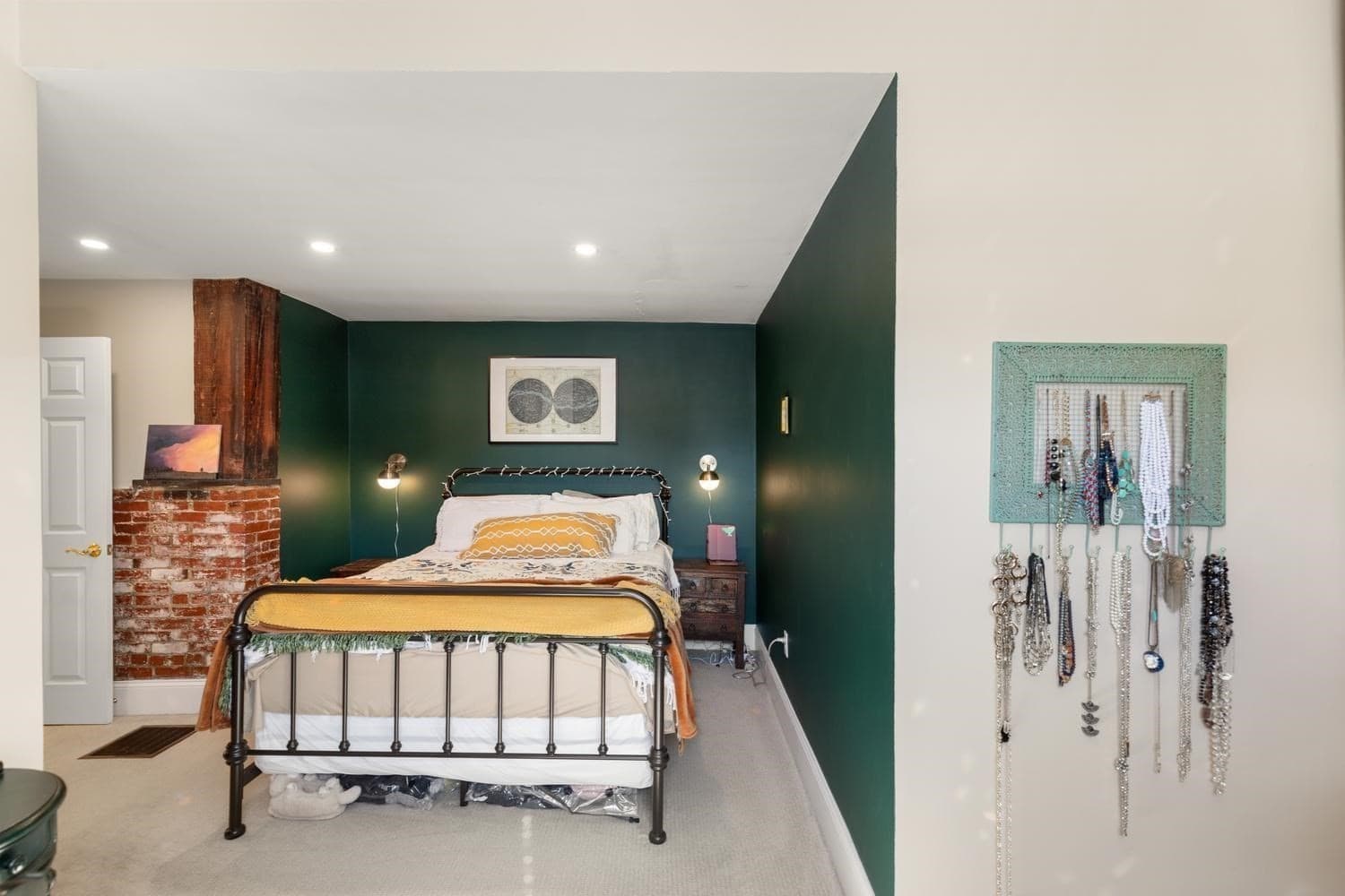 Condominium at 181 North St # 213, Salem MA 01970, Salem, photo 16 of 29
