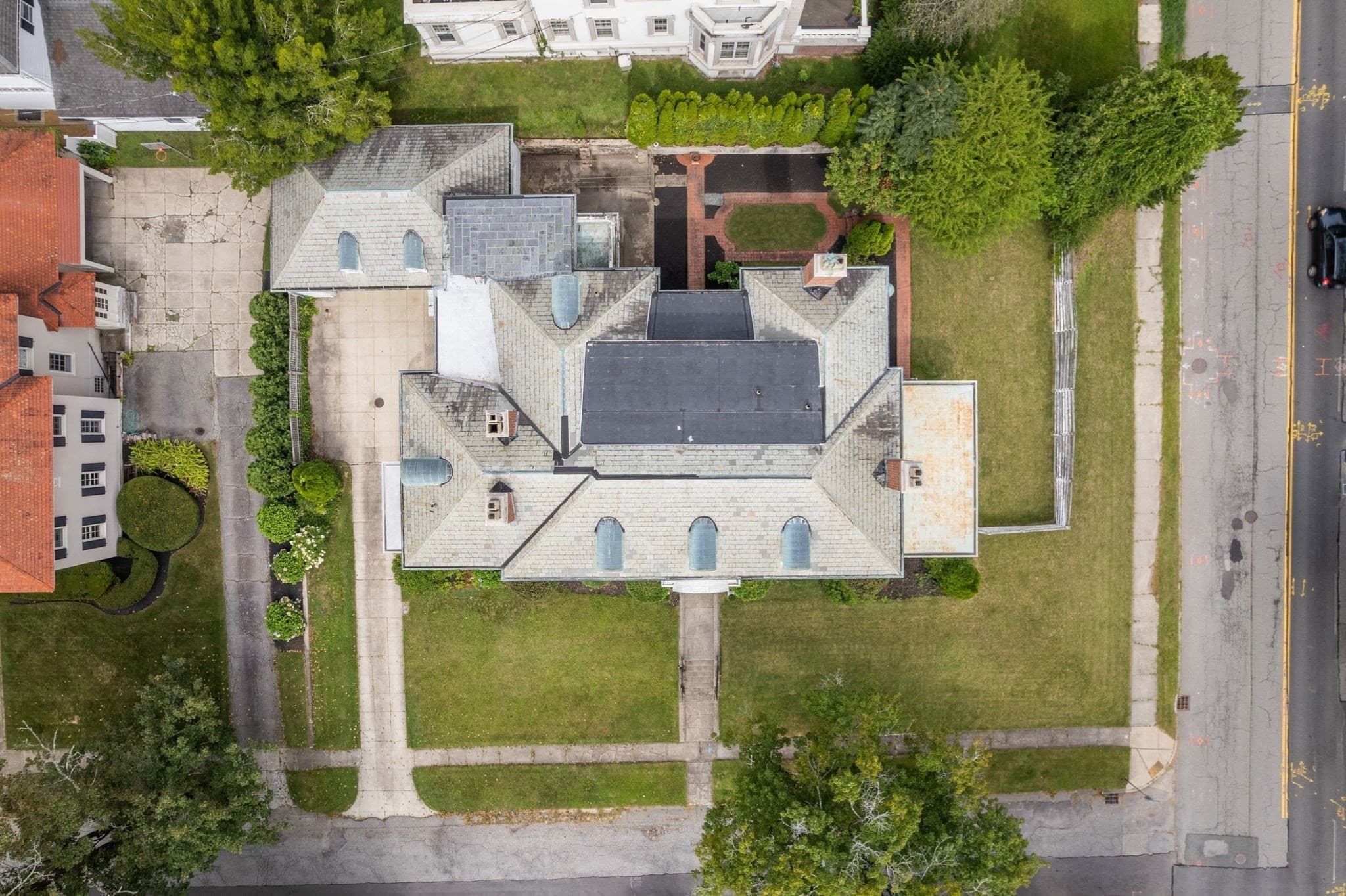Single Family Residence at 2 Military Rd, Worcester MA 01609, Worcester, photo 31 of 39