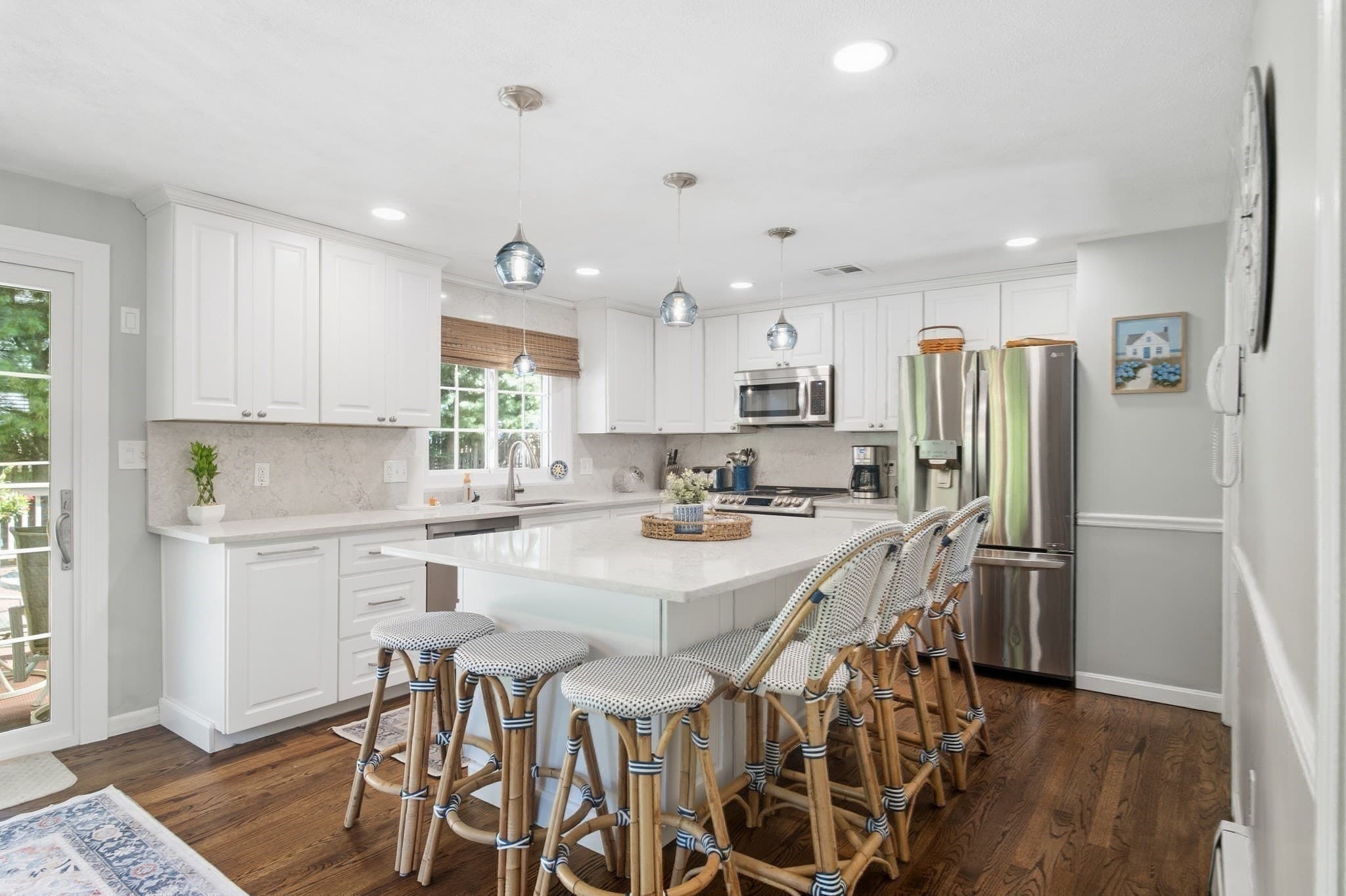 Single Family Residence at 136 Maplewood Rd, Lynn MA 01904, Lynn, photo 12 of 37