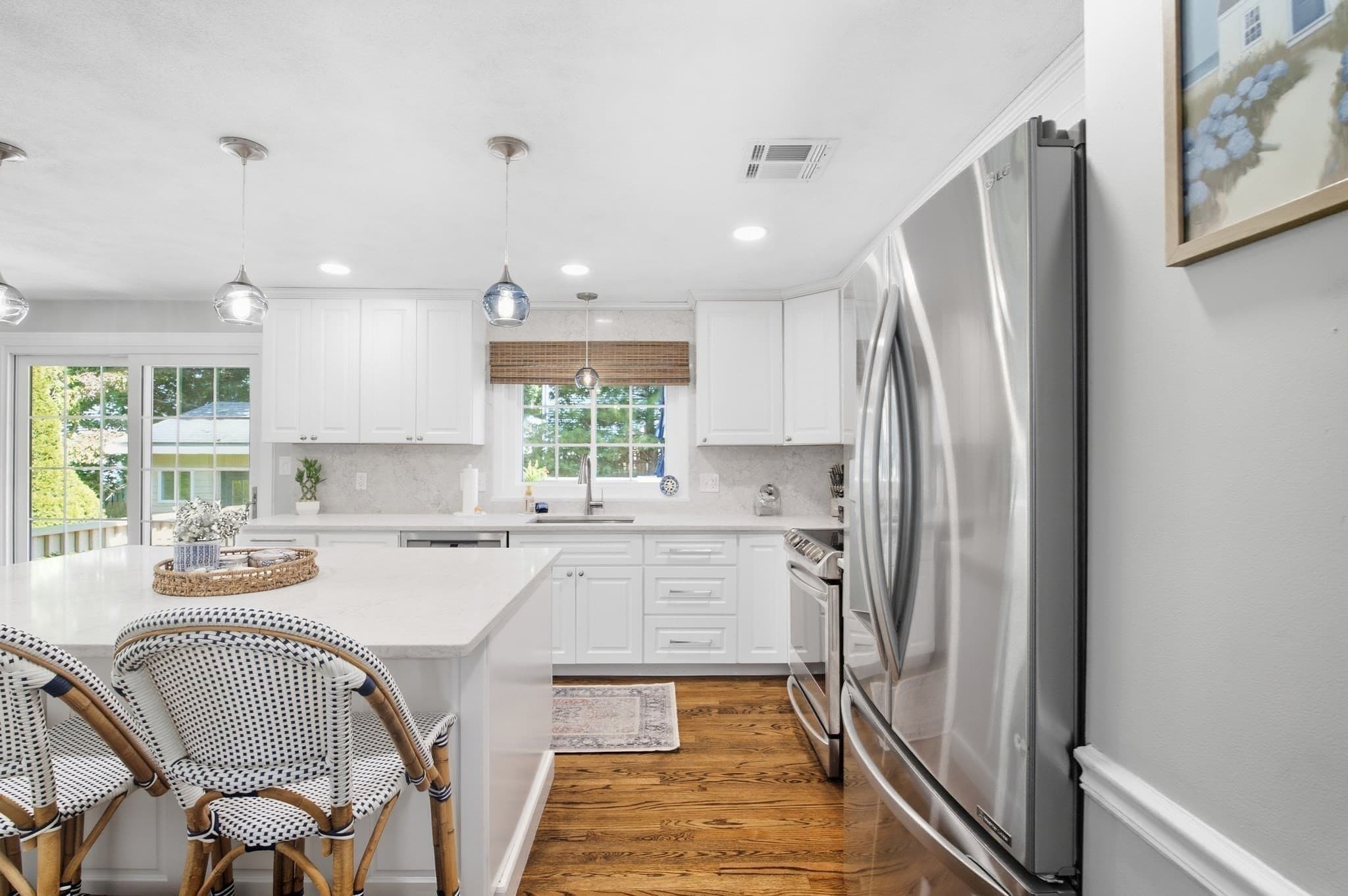 Single Family Residence at 136 Maplewood Rd, Lynn MA 01904, Lynn, photo 9 of 37