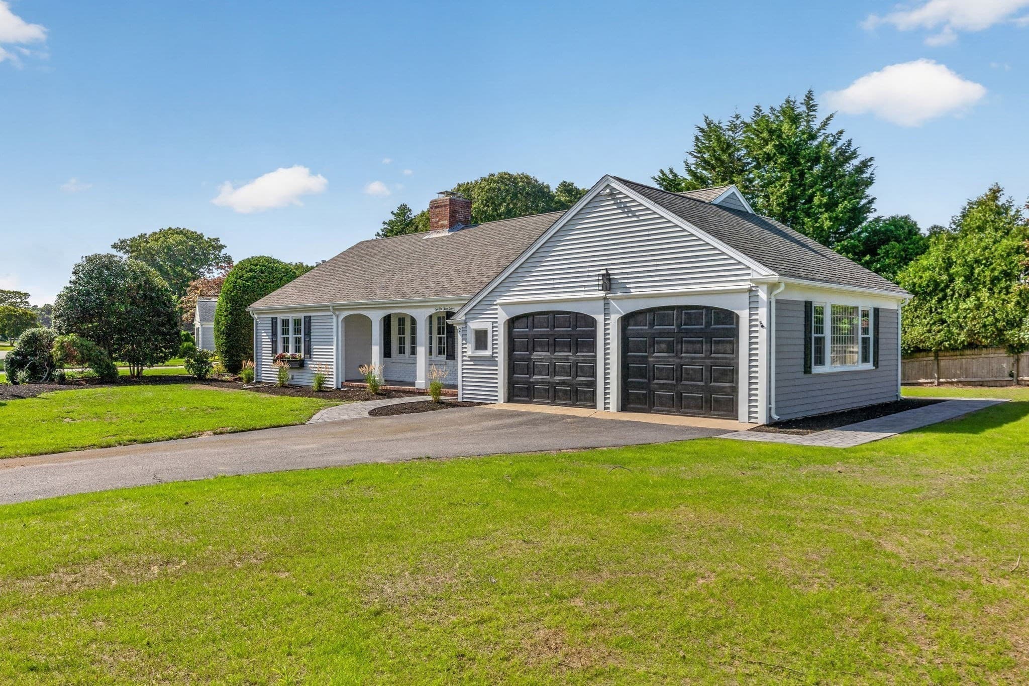Single Family Residence at 2 Par 3 Drive, Yarmouth MA 02664, Yarmouth, photo 2 of 38