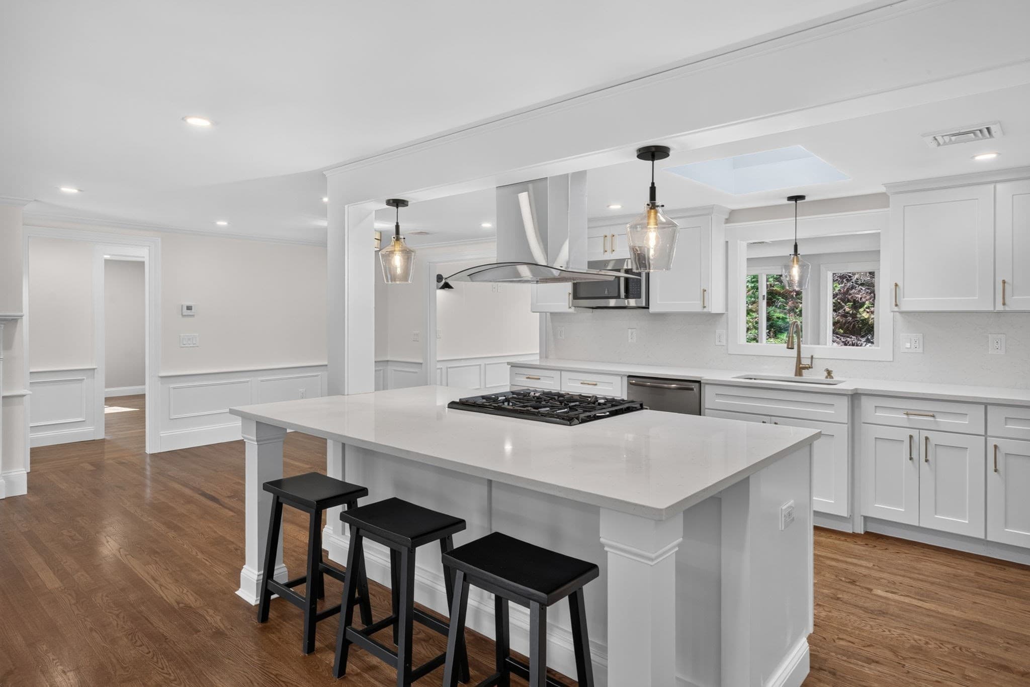Single Family Residence at 2 Par 3 Drive, Yarmouth MA 02664, Yarmouth, photo 6 of 38