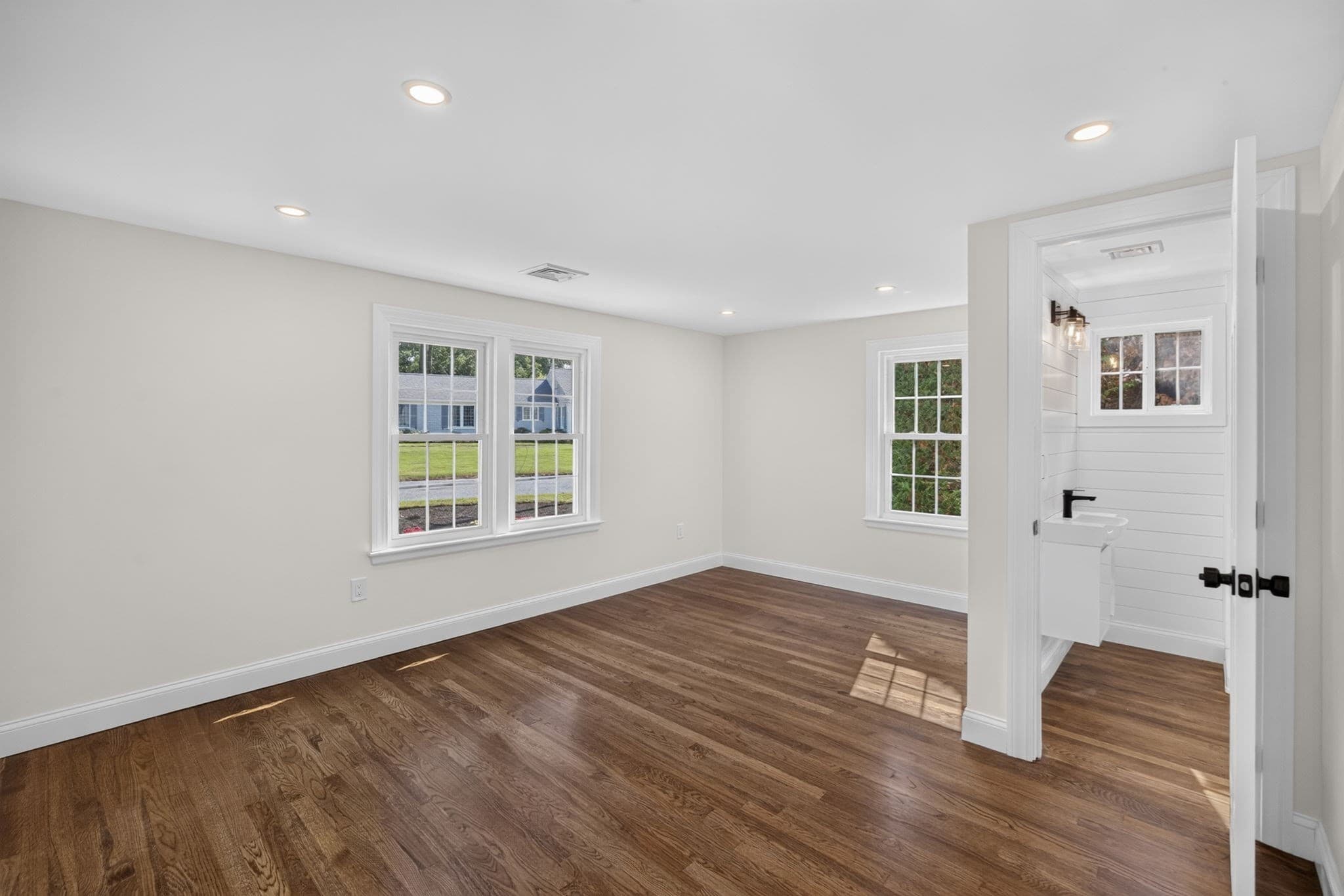 Single Family Residence at 2 Par 3 Drive, Yarmouth MA 02664, Yarmouth, photo 25 of 38