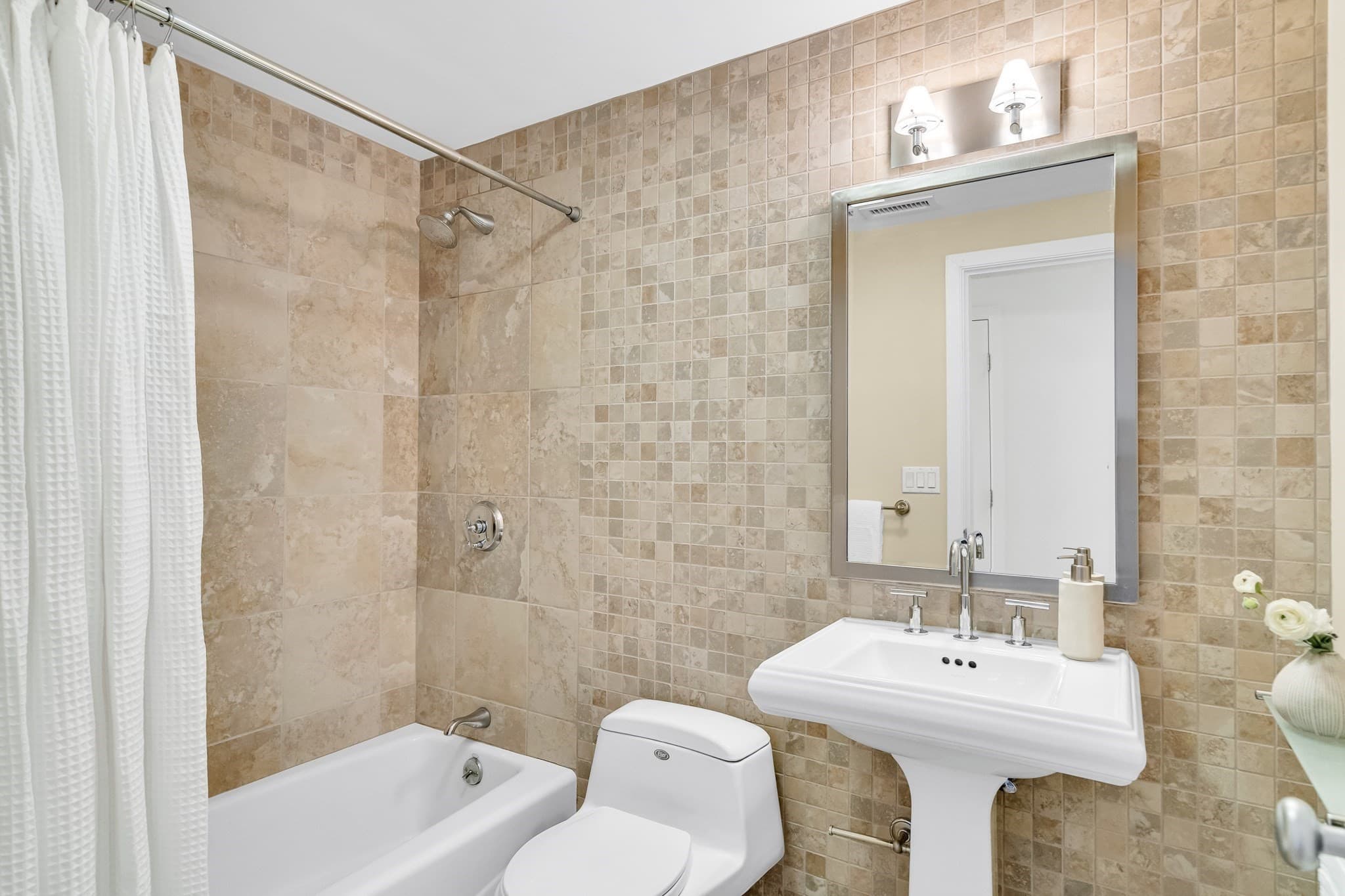 Condominium at 337 W 2nd St # 17, Boston MA 02127, Boston, photo 23 of 28