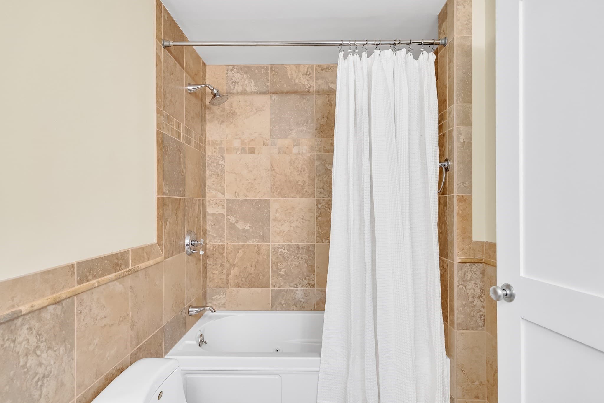 Condominium at 337 W 2nd St # 17, Boston MA 02127, Boston, photo 22 of 28