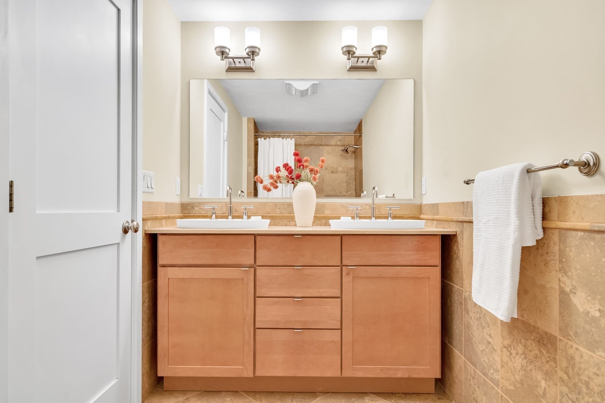 Condominium at 337 W 2nd St # 17, Boston MA 02127, Boston, photo 21 of 28