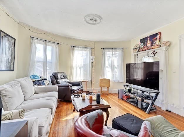 3 Family at 753 Boylston St, Brookline MA 02445, Brookline, photo 7 of 34