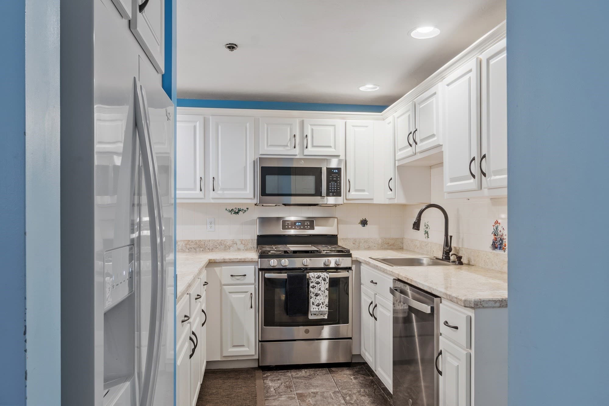 Condominium at 175 Littleton Road # B4, Chelmsford MA 01824, Chelmsford, photo 14 of 42