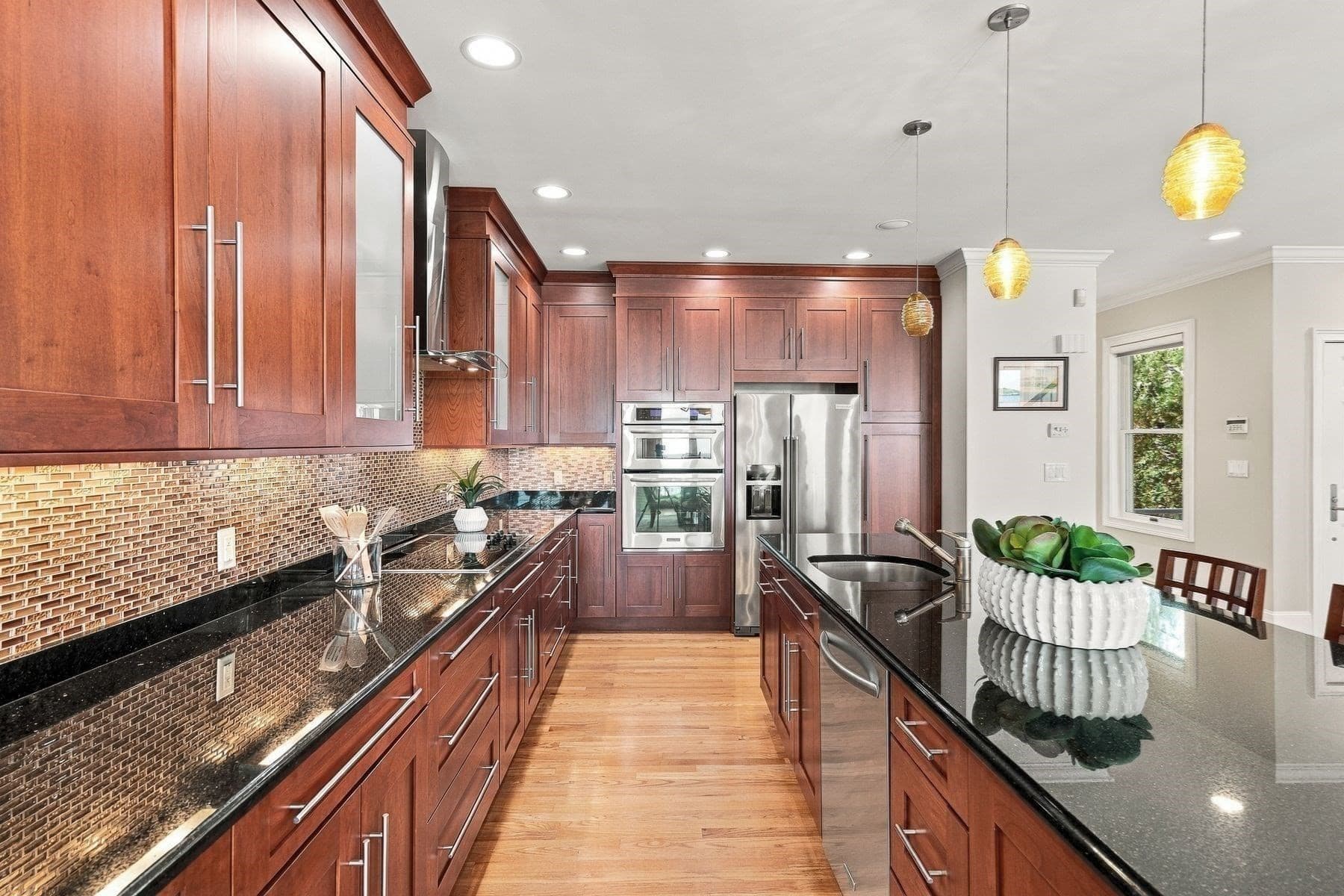 Condominium at 32 Preston Ct # 32, Swampscott MA 01907, Swampscott, photo 10 of 38