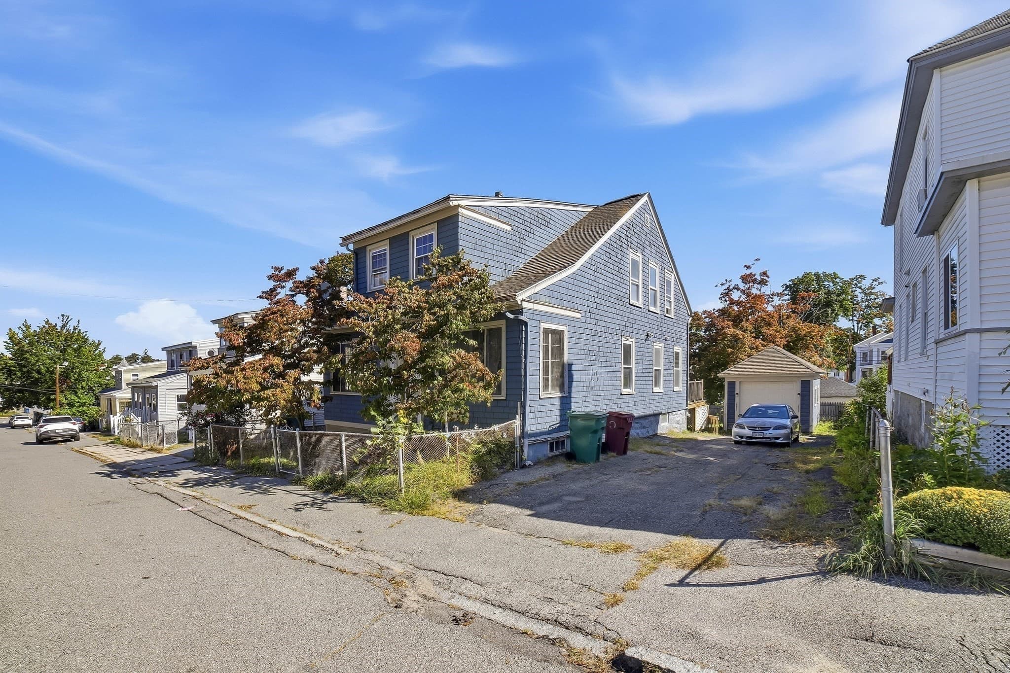 Single Family Residence at 36 Putnam Ave, Lowell MA 01851, Lowell, photo 2 of 35