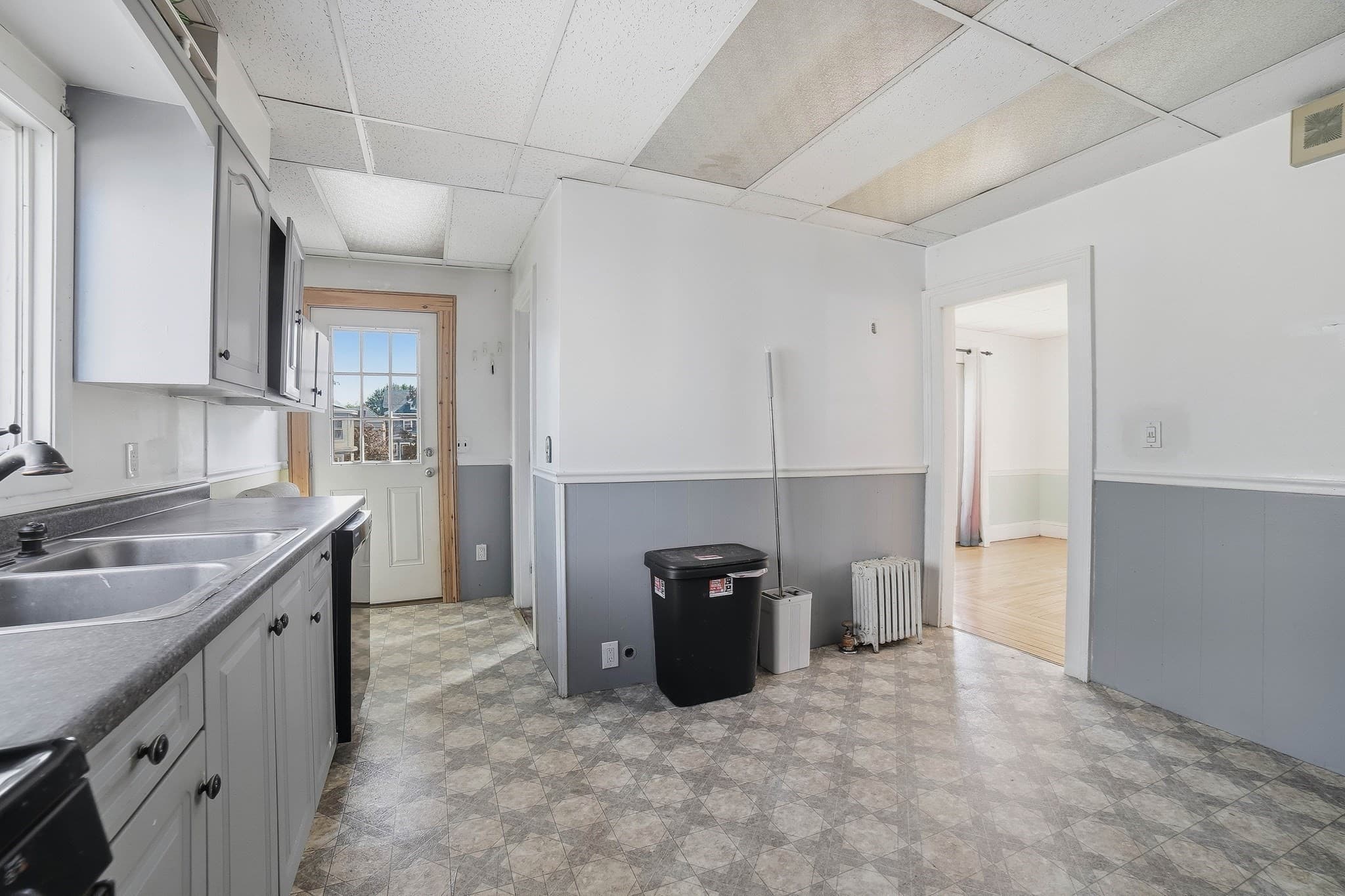 Single Family Residence at 36 Putnam Ave, Lowell MA 01851, Lowell, photo 13 of 35