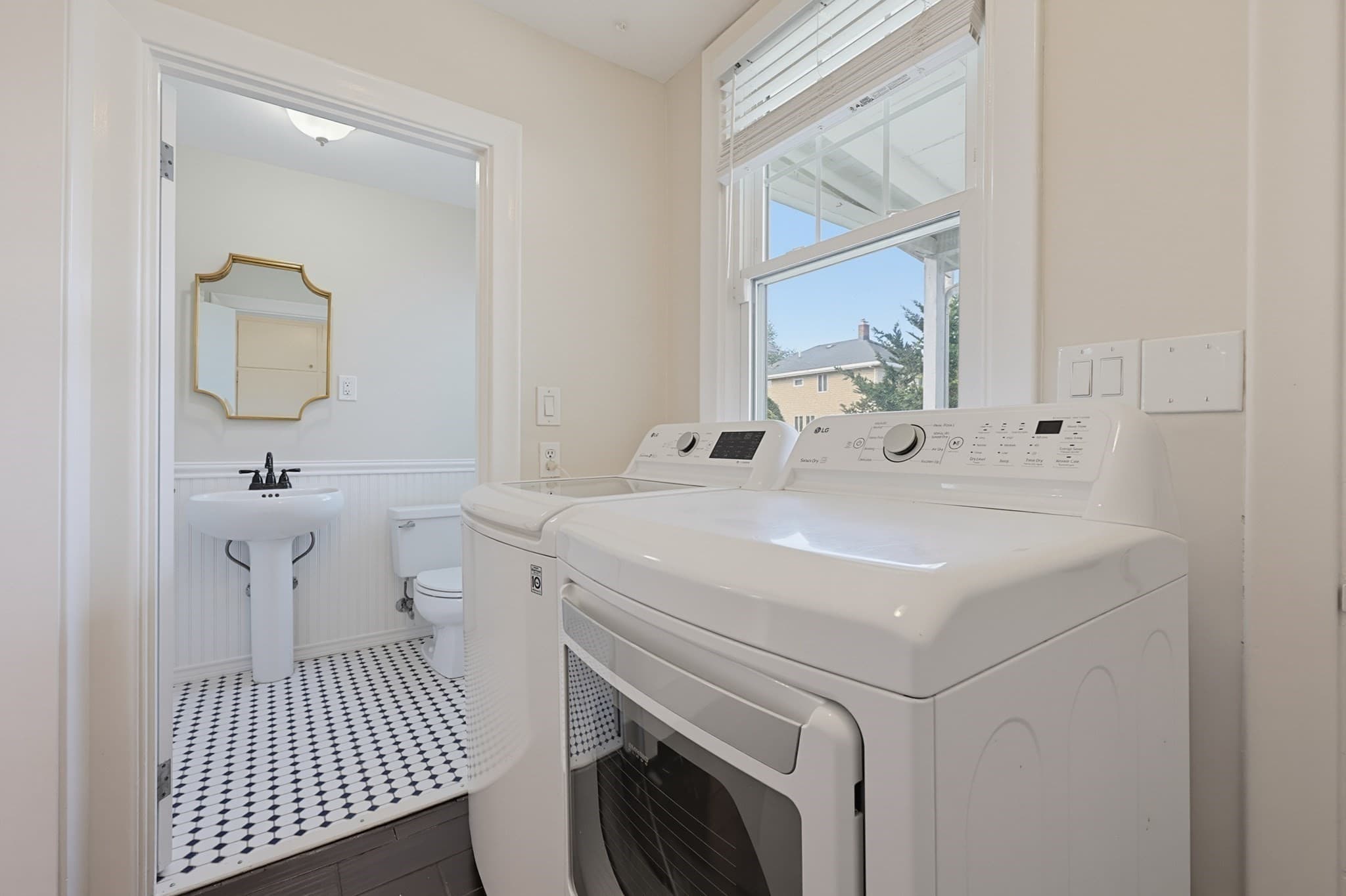 Single Family Residence at 32 Elmwood Avenue, Winthrop MA 02152, Winthrop, photo 18 of 40