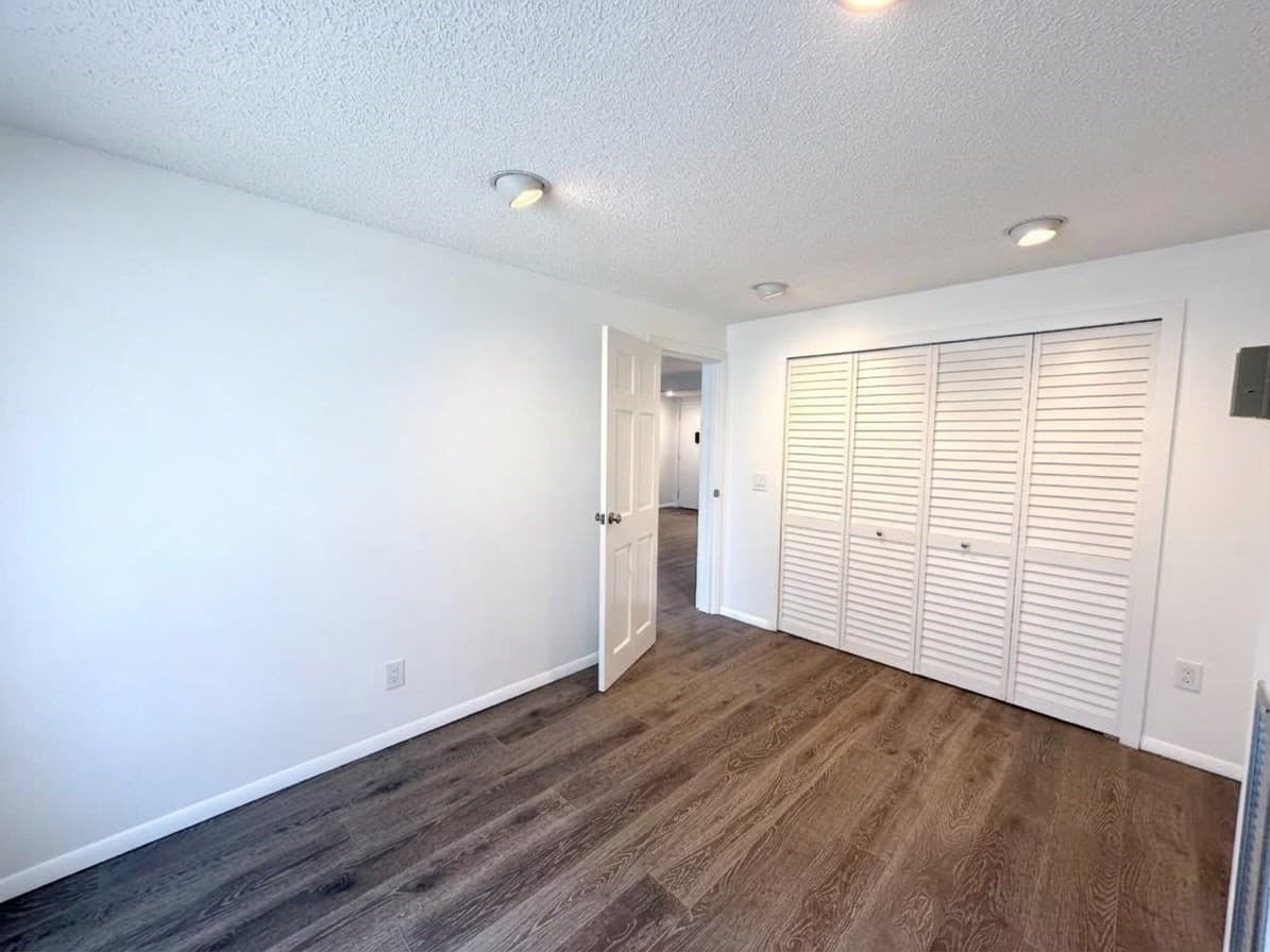 Condominium at 1731 Beacon St # 311, Brookline MA 02445, Brookline, photo 12 of 17