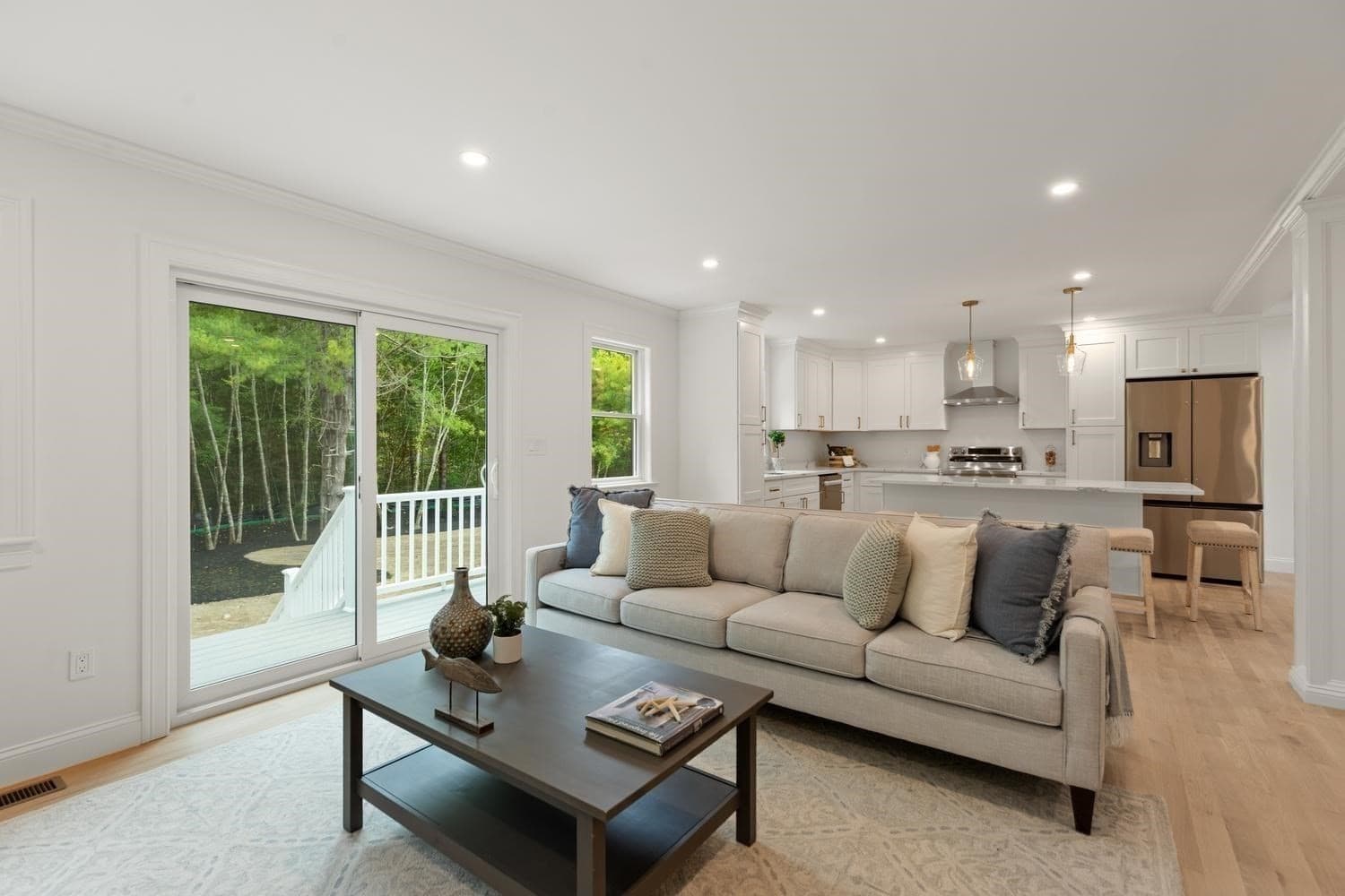 Condominium at 318 Essex Ave # A, Gloucester MA 01930, Gloucester, photo 13 of 40