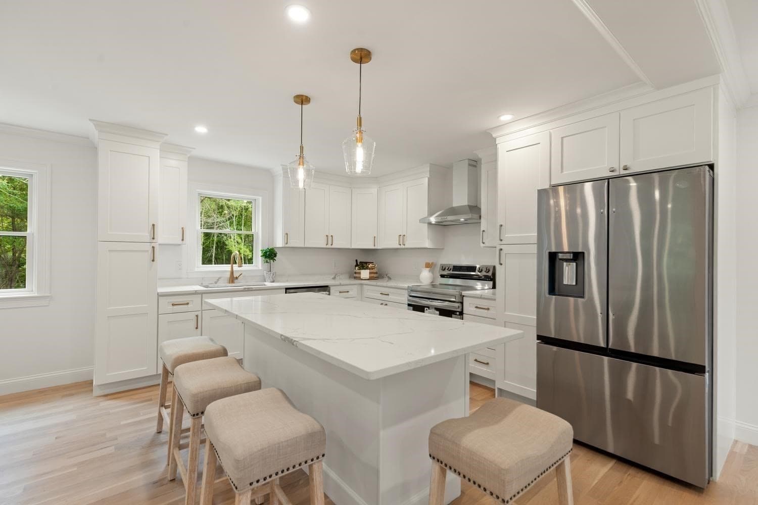 Condominium at 318 Essex Ave # A, Gloucester MA 01930, Gloucester, photo 12 of 40