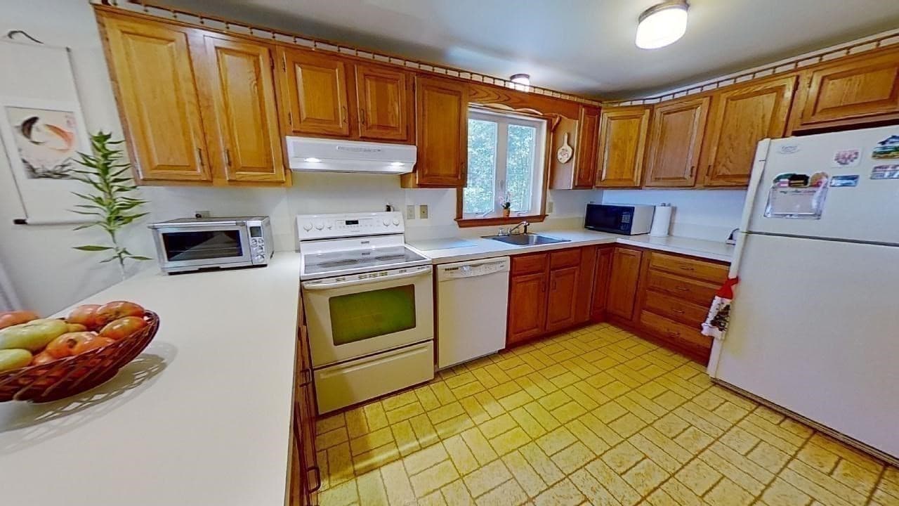 Single Family Residence at 43 Lumberjack Trl, Yarmouth MA 02673, Yarmouth, photo 11 of 39