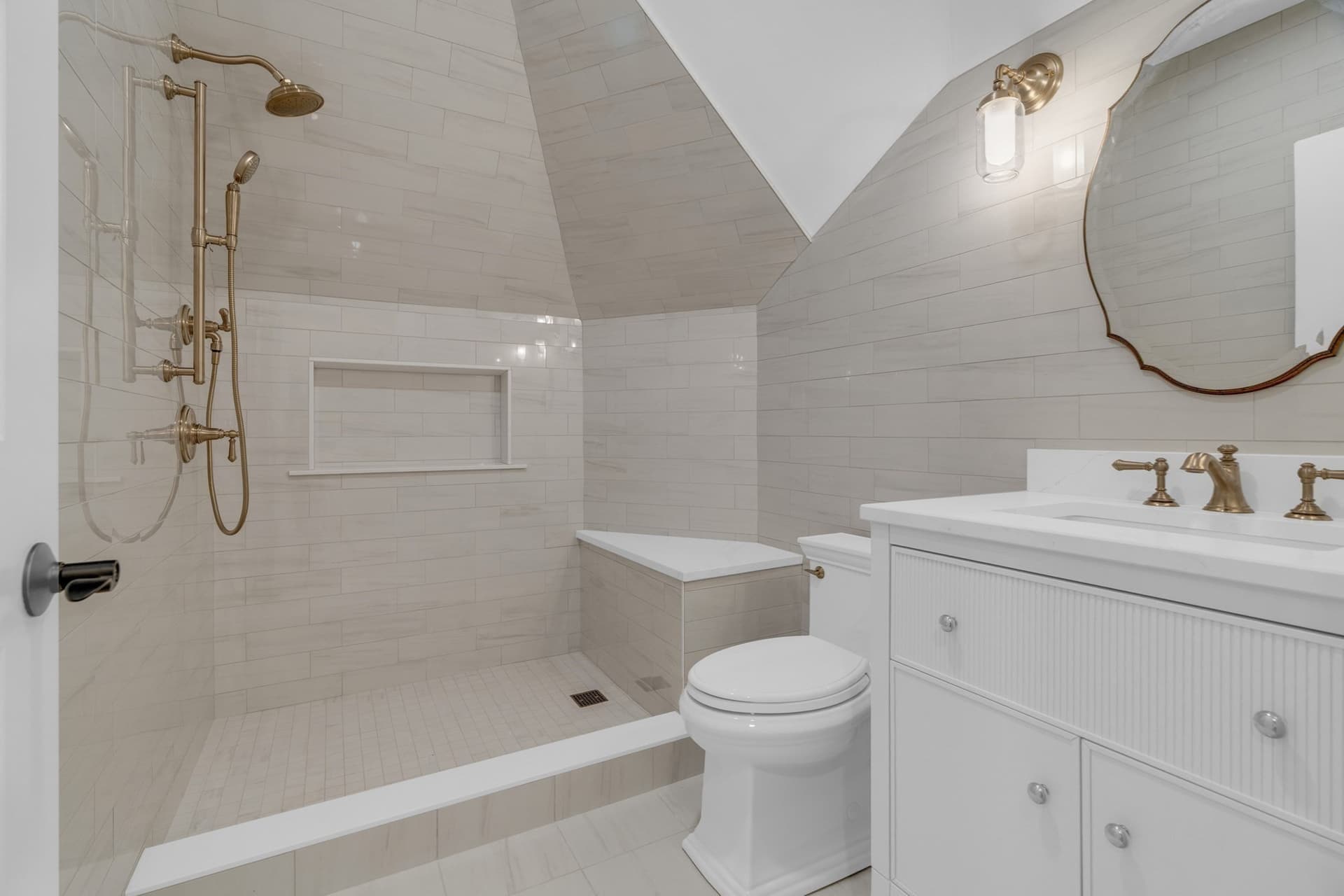 Apartment at 1396 Beacon Street # 5, Brookline MA 02446, photo 9 of 11