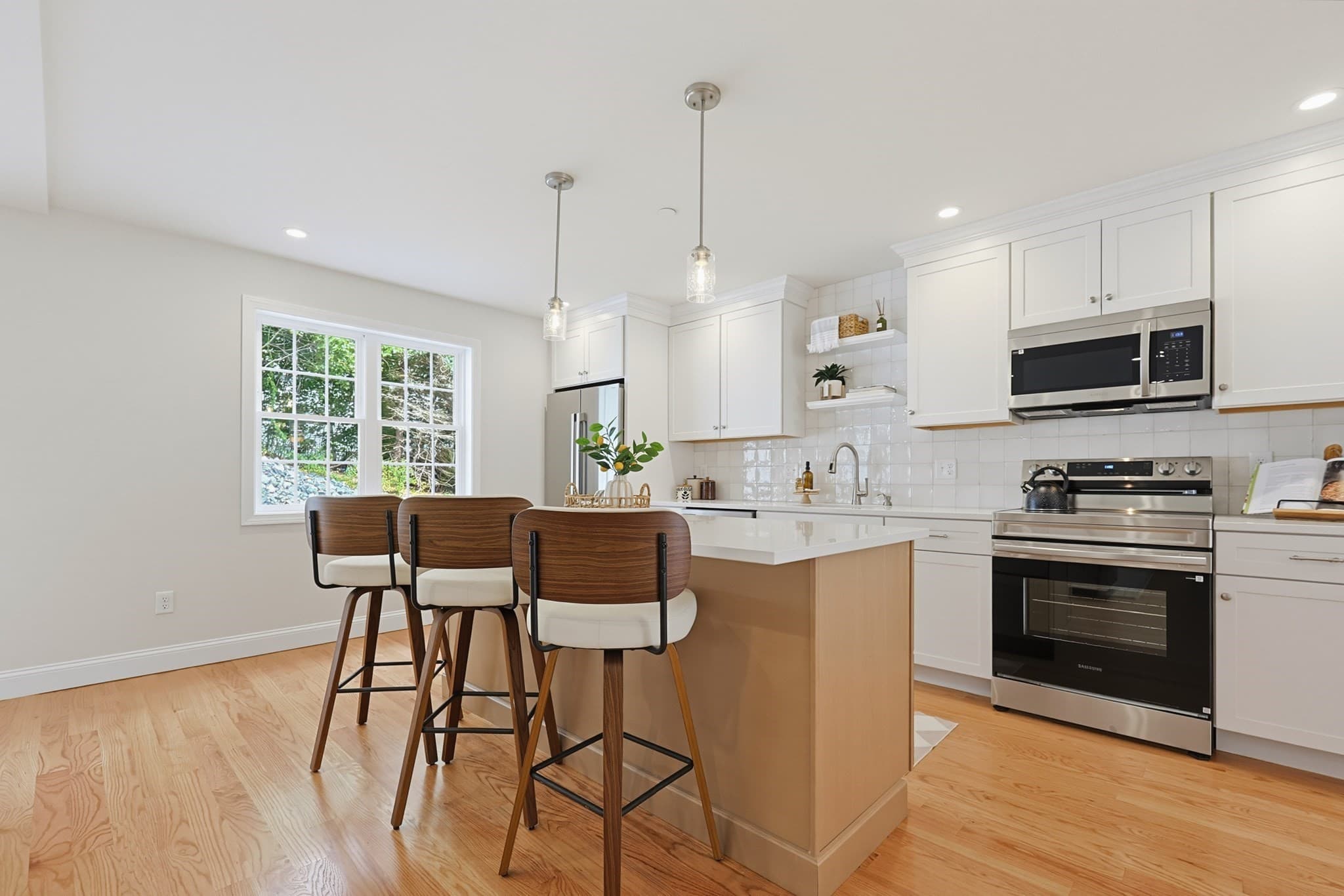 Condominium at 21 Dwinell Road # C, Taunton MA 02780, Taunton, photo 13 of 39