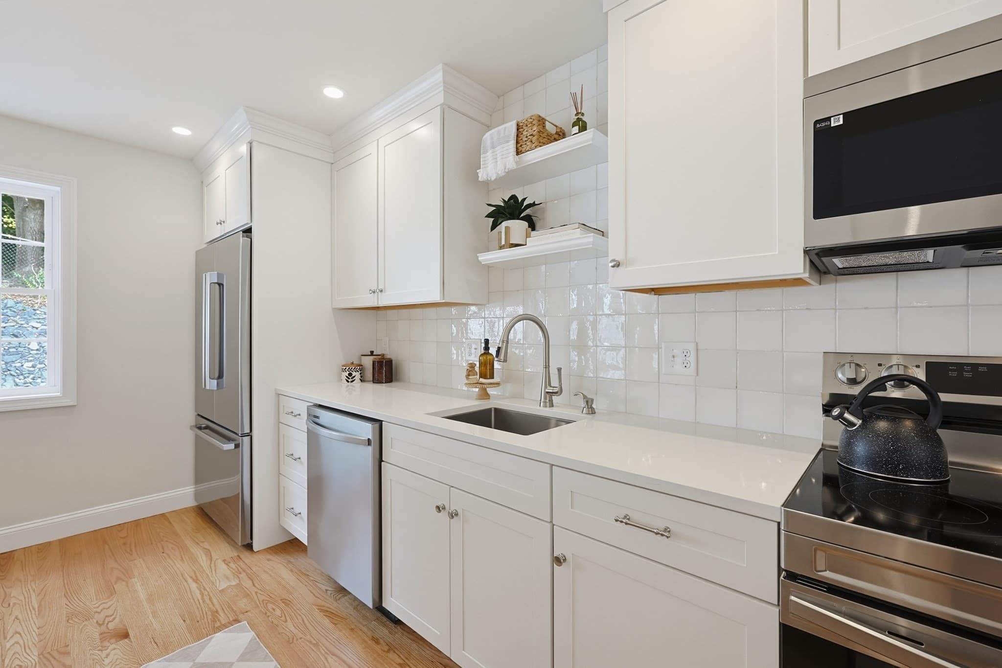 Condominium at 21 Dwinell Road # C, Taunton MA 02780, Taunton, photo 11 of 39