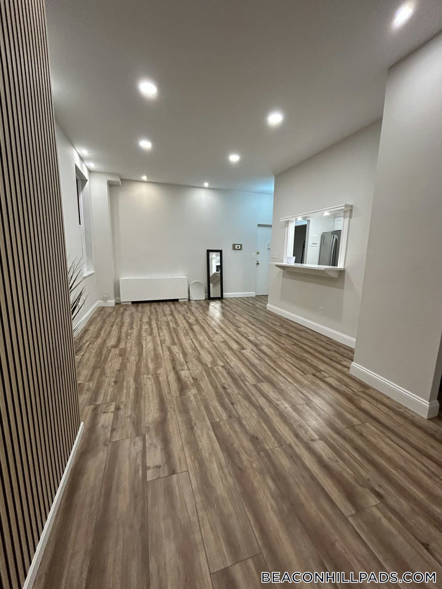 17 Bowdoin St # 1B, Boston MA 02114