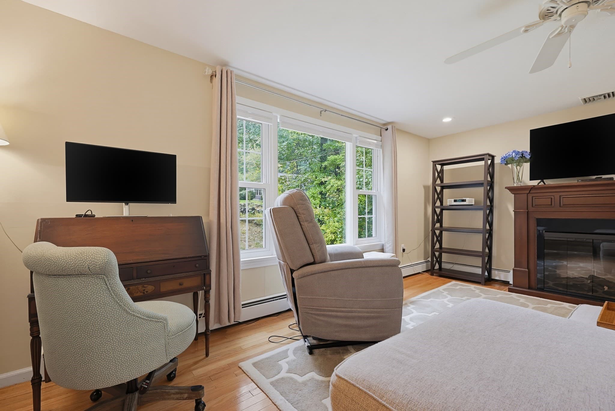 Single Family Residence at 80 Chestnut St., Wrentham MA 02093, Wrentham, photo 6 of 41