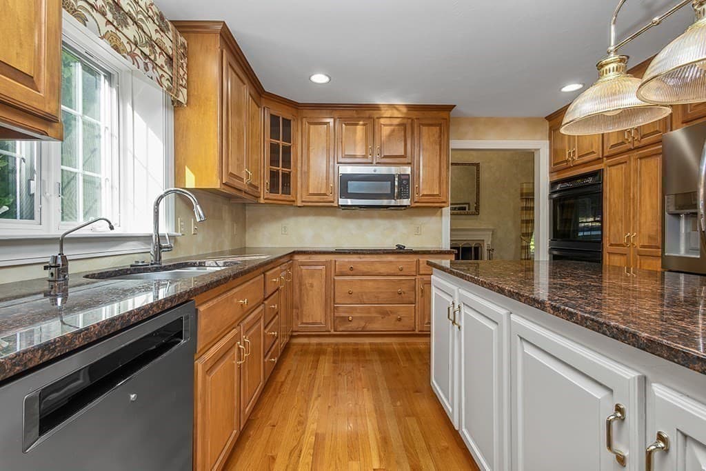 Single Family Residence at 4 Dorset Drive, Walpole MA 02032, Walpole, photo 9 of 36