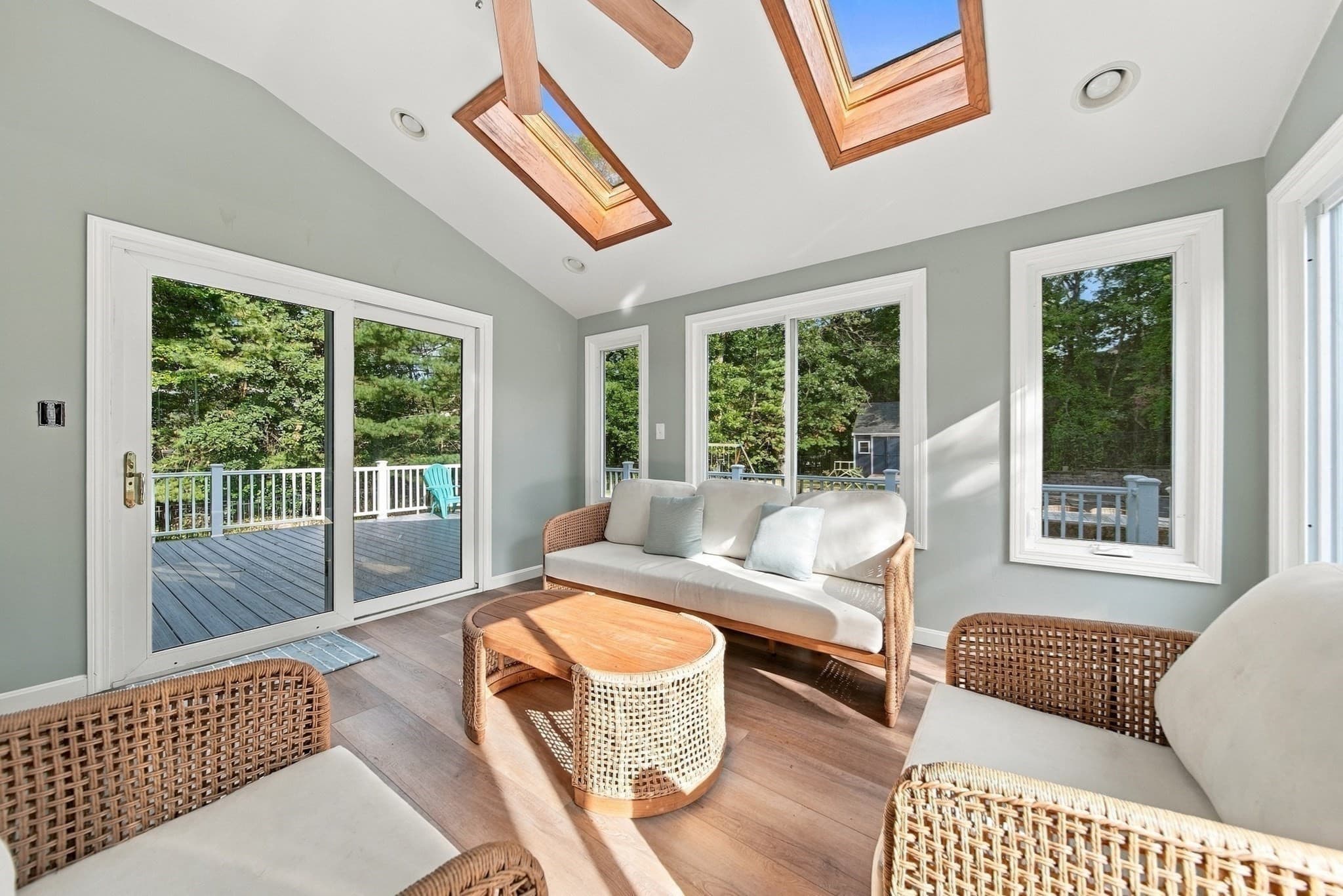 Single Family Residence at 197 Abbott Street, North Andover MA 01845, North Andover, photo 16 of 41