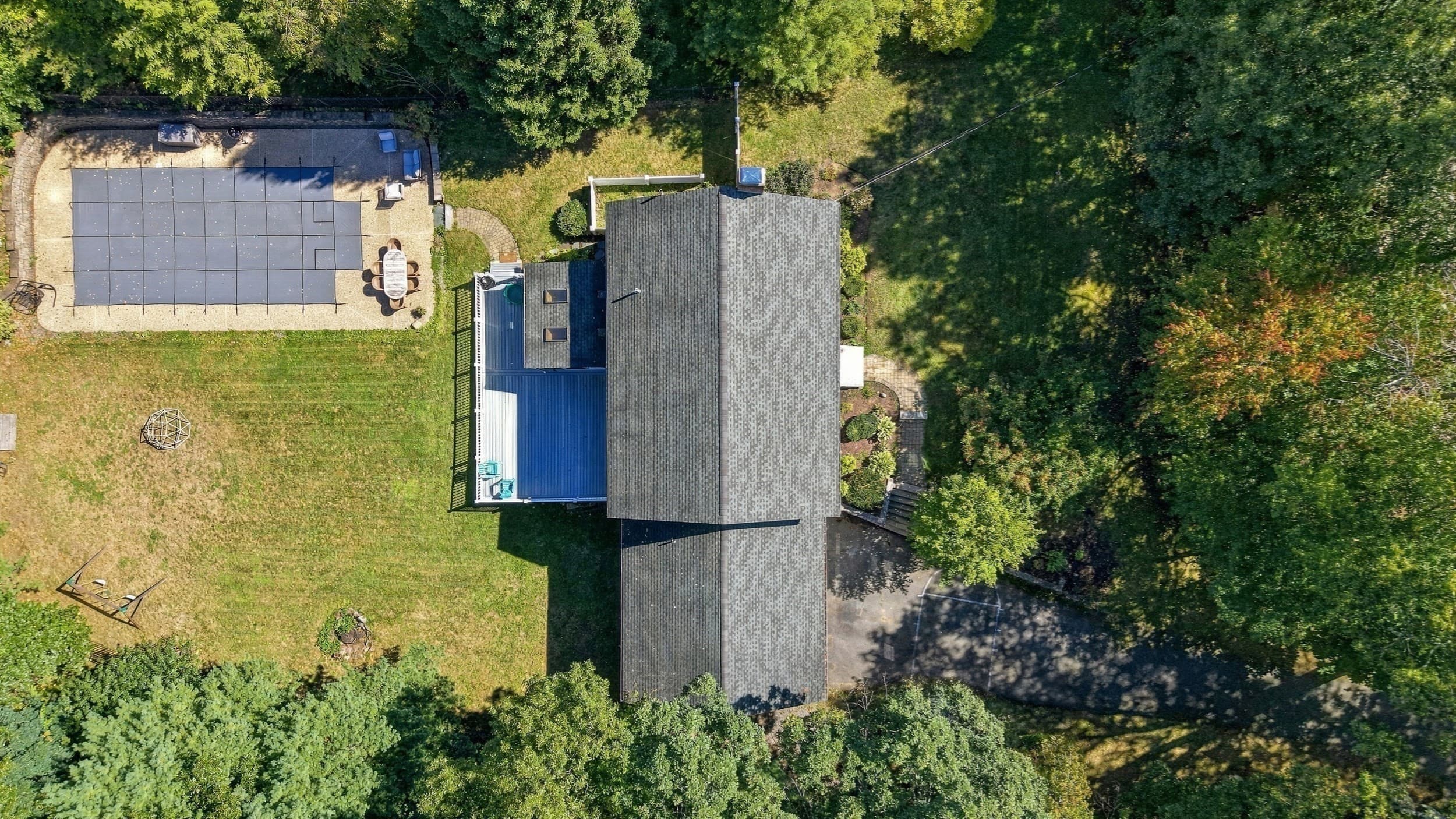 Single Family Residence at 197 Abbott Street, North Andover MA 01845, North Andover, photo 7 of 41