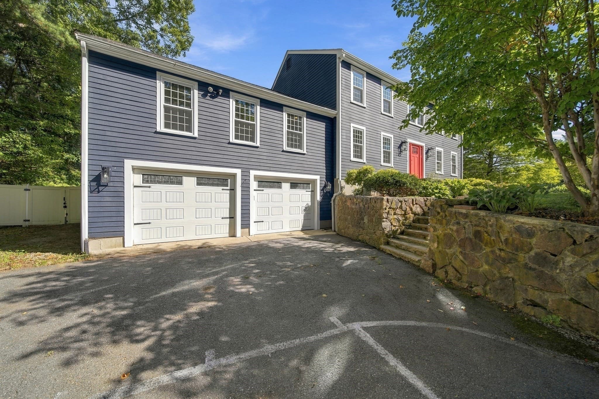Single Family Residence at 197 Abbott Street, North Andover MA 01845, North Andover, photo 3 of 41