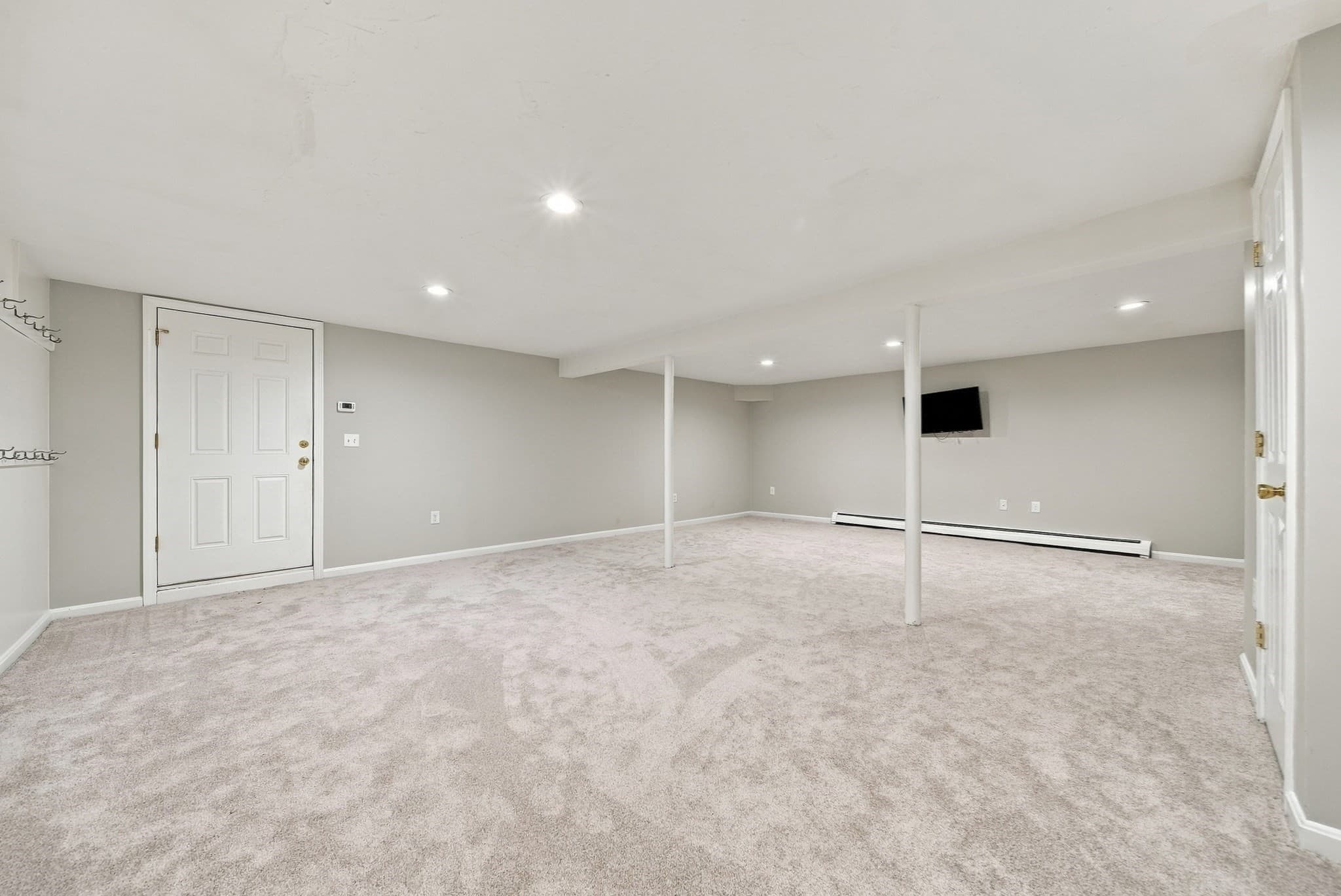 Single Family Residence at 197 Abbott Street, North Andover MA 01845, North Andover, photo 36 of 41
