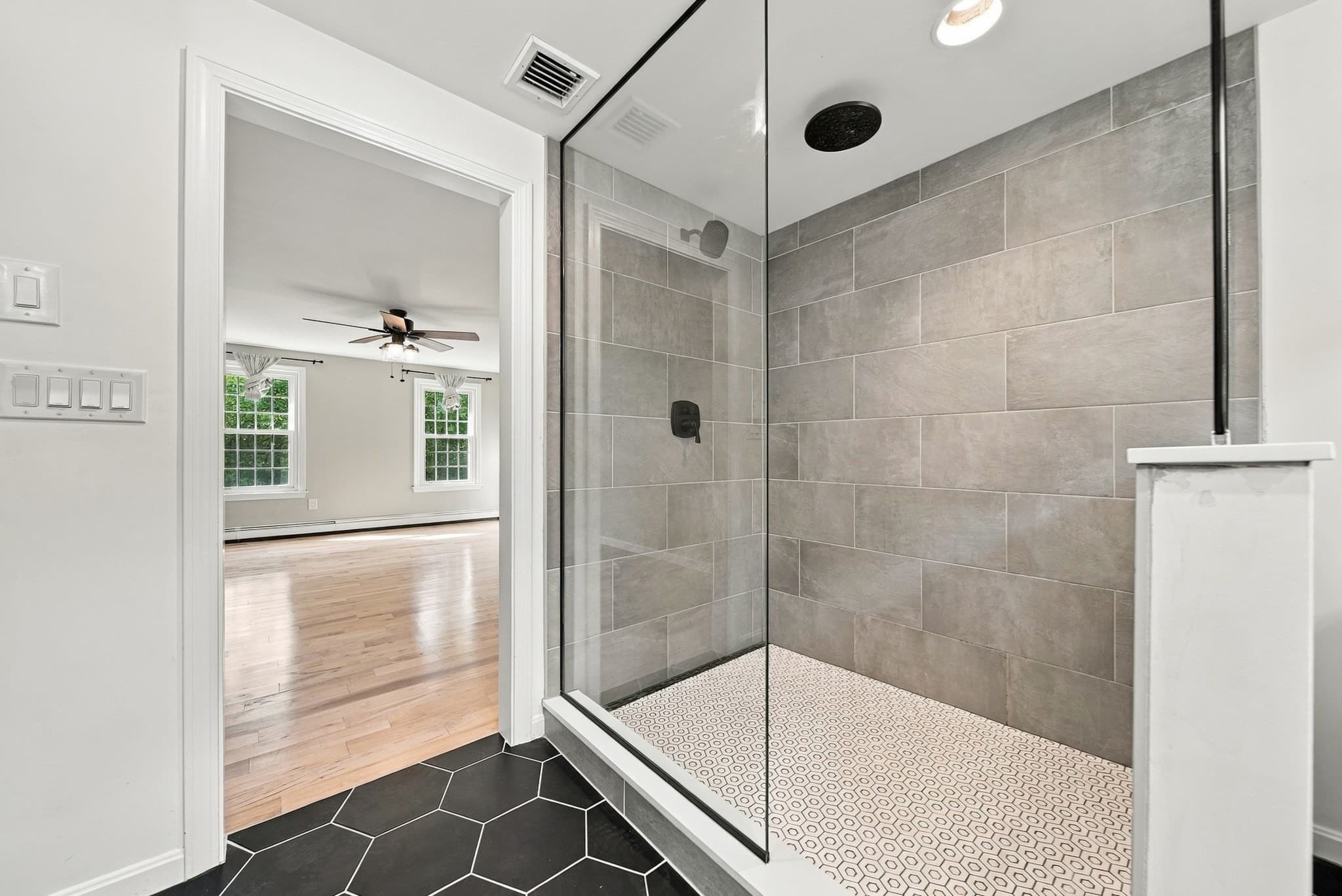 Single Family Residence at 197 Abbott Street, North Andover MA 01845, North Andover, photo 29 of 41