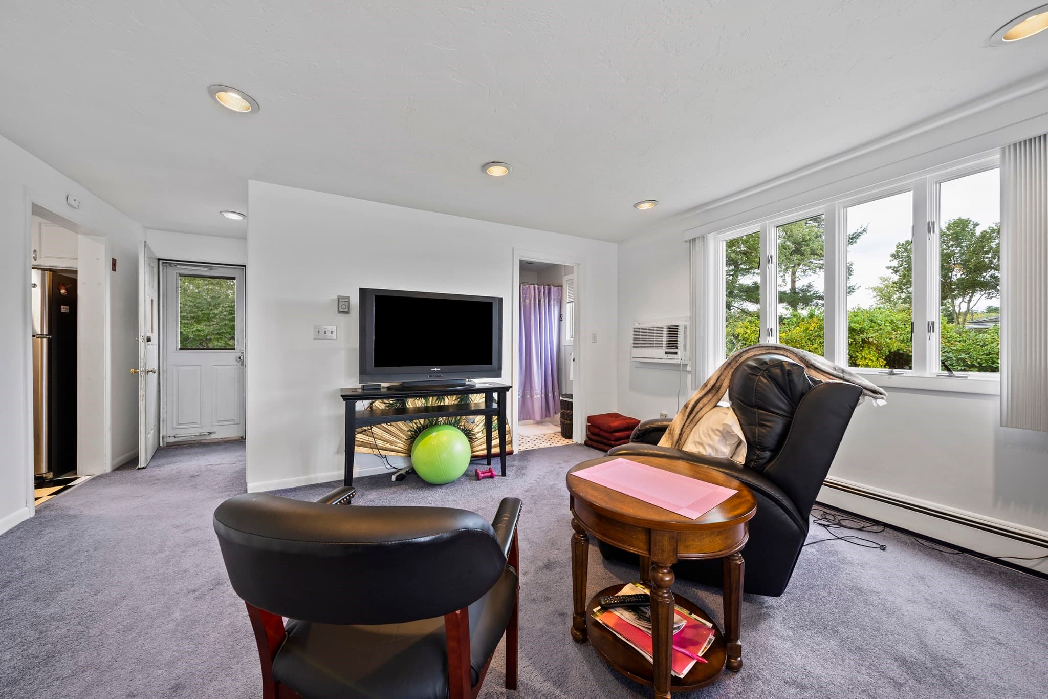 Single Family Residence at 19 William Road, Holbrook MA 02343, Holbrook, photo 13 of 41