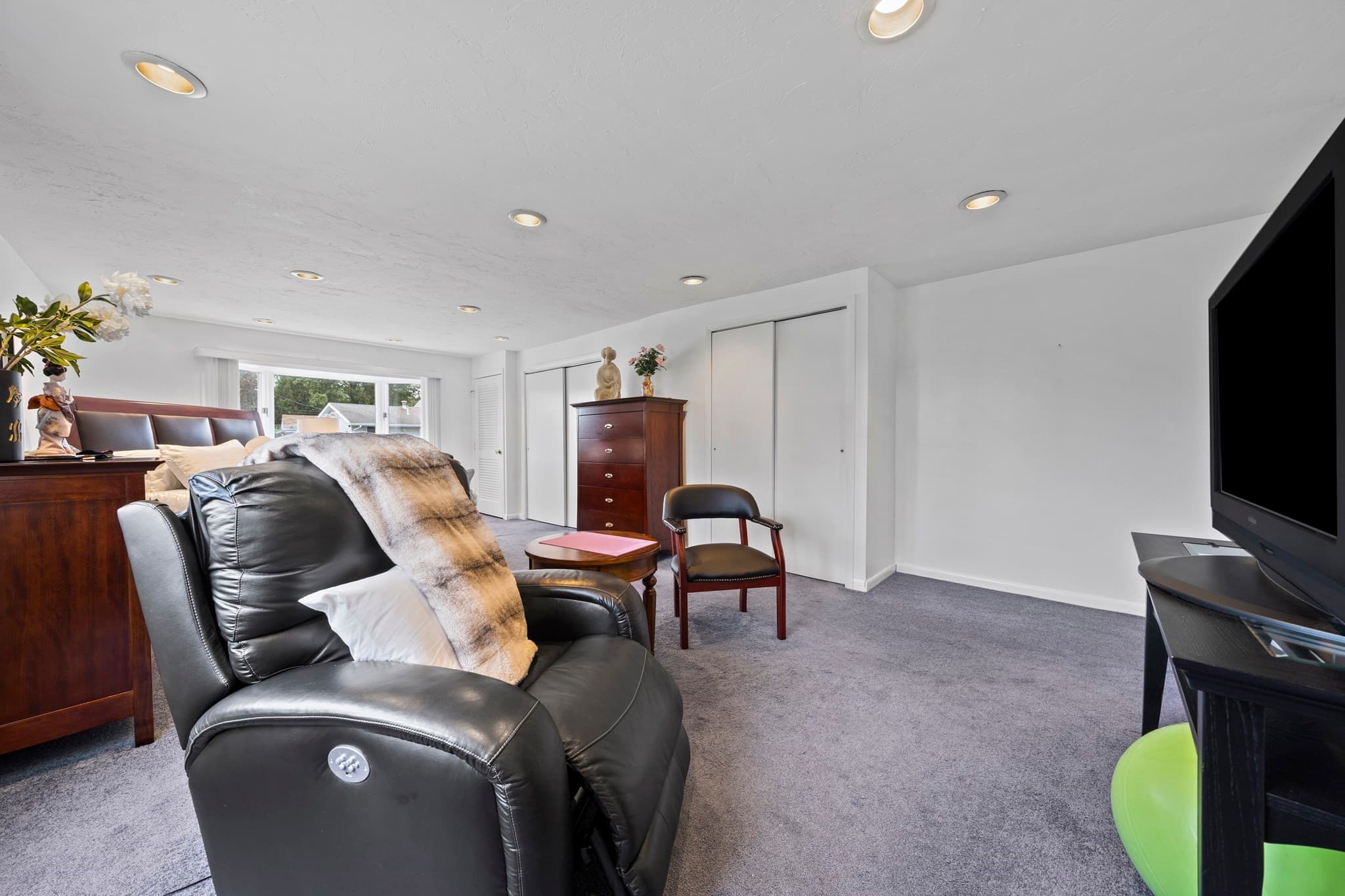 Single Family Residence at 19 William Road, Holbrook MA 02343, Holbrook, photo 10 of 41