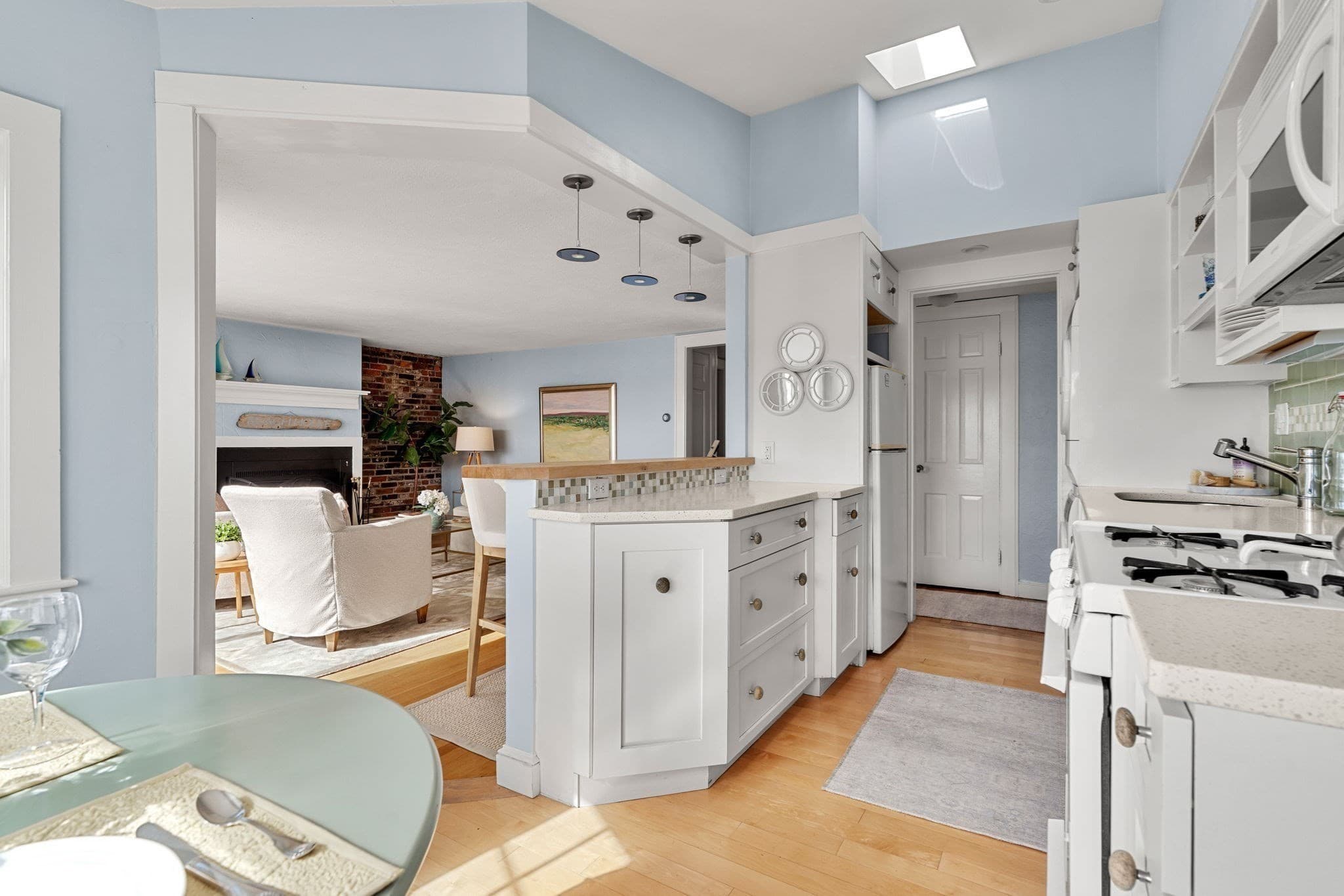 Condominium at 3 Cliff Street # C, Marblehead MA 01945, Marblehead, photo 14 of 38