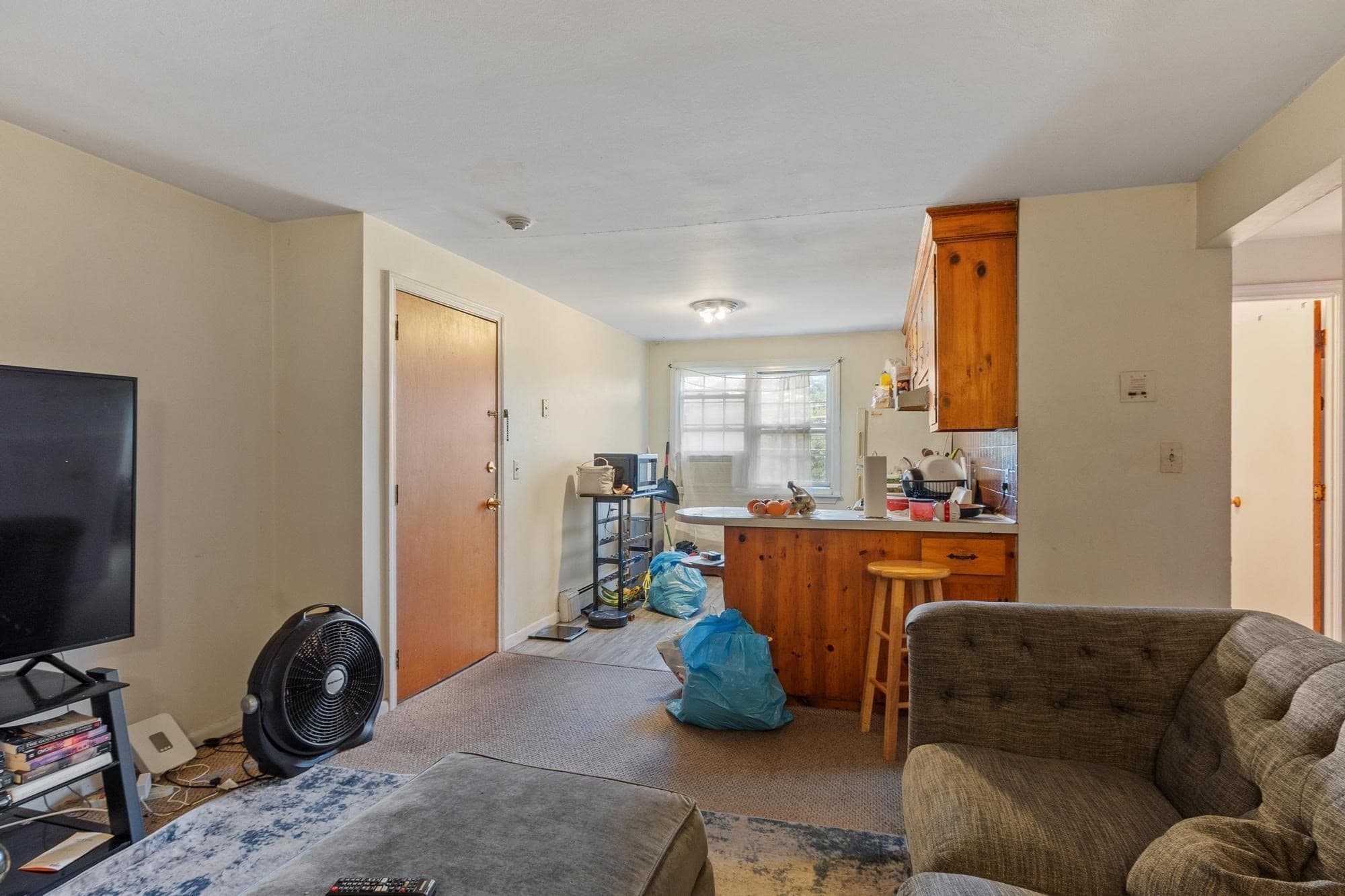 Condominium at 180 Tyngsboro Road # 9C, Chelmsford MA 01863, Chelmsford, photo 4 of 19