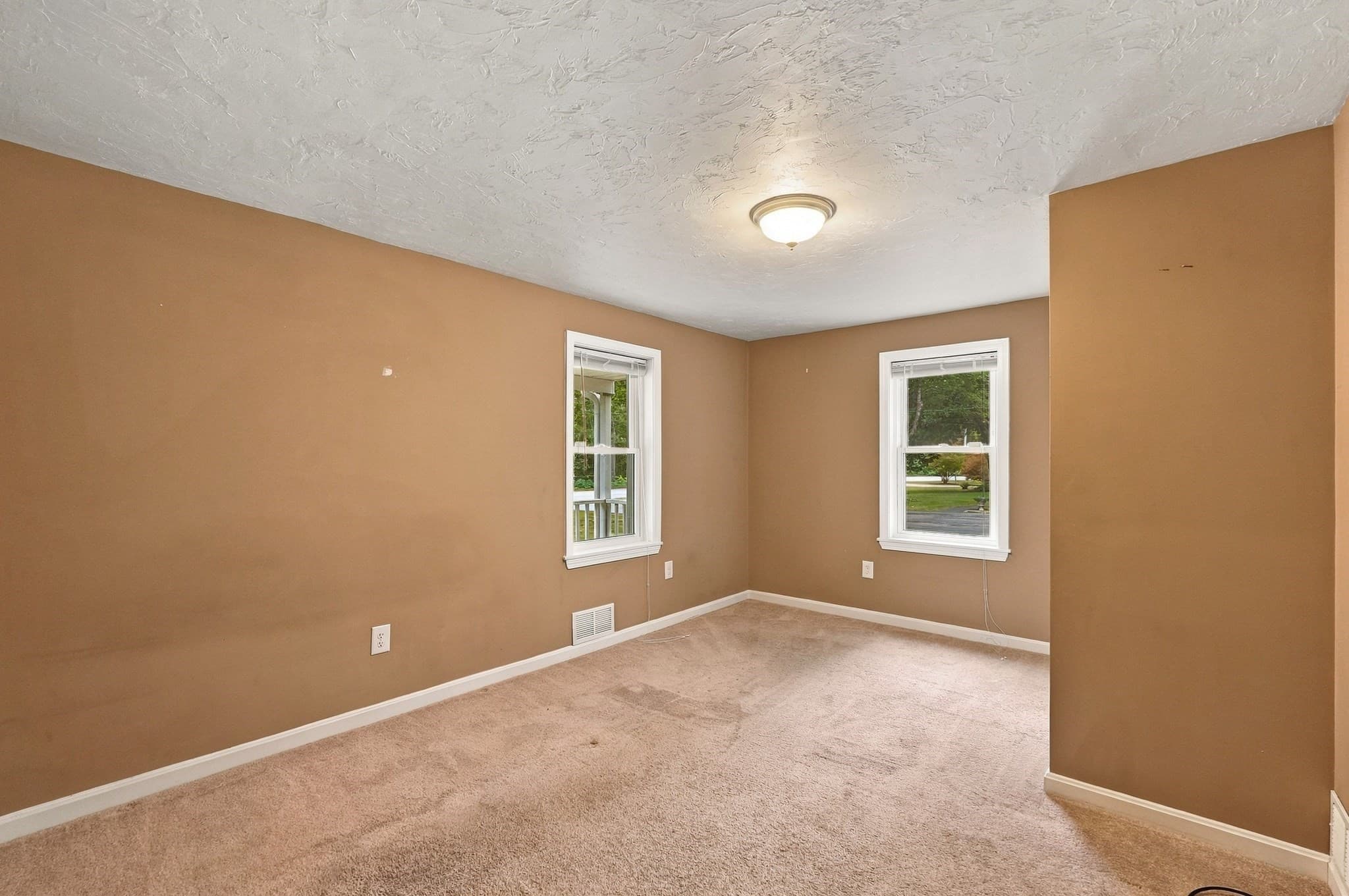 Single Family Residence at 181 Dwelley St, Pembroke MA 02359, Pembroke, photo 29 of 42